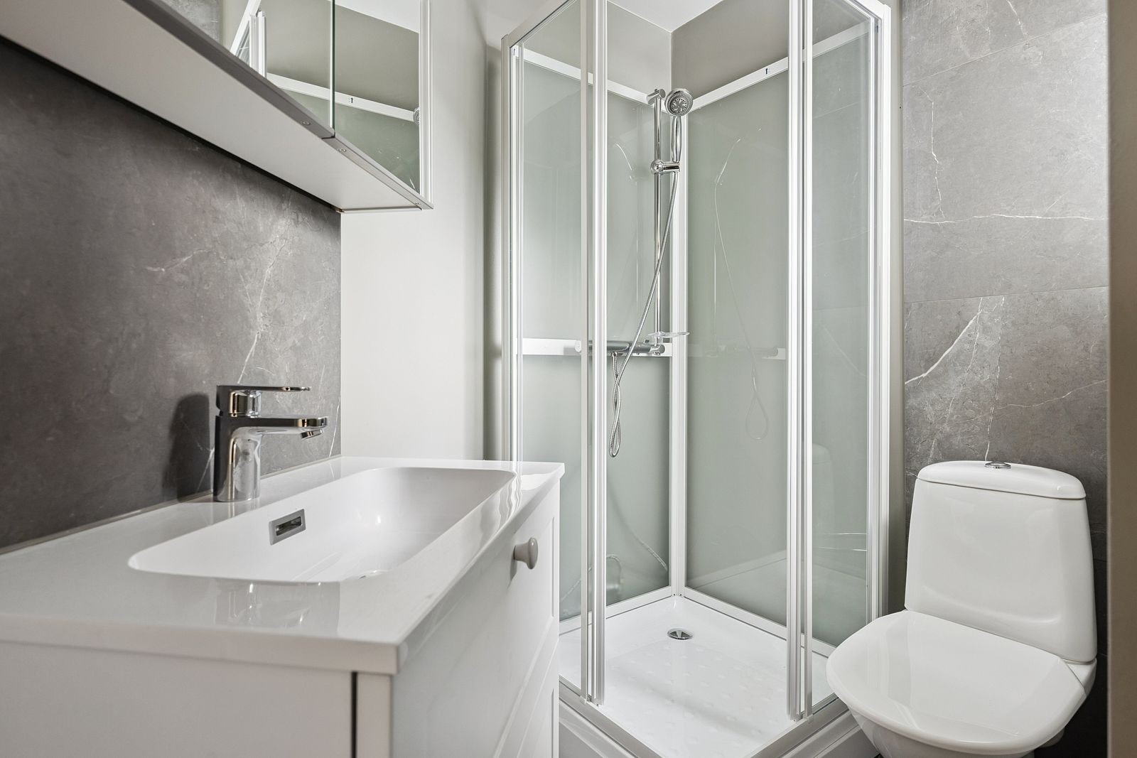 Badet er av nyere standard Galleribilde