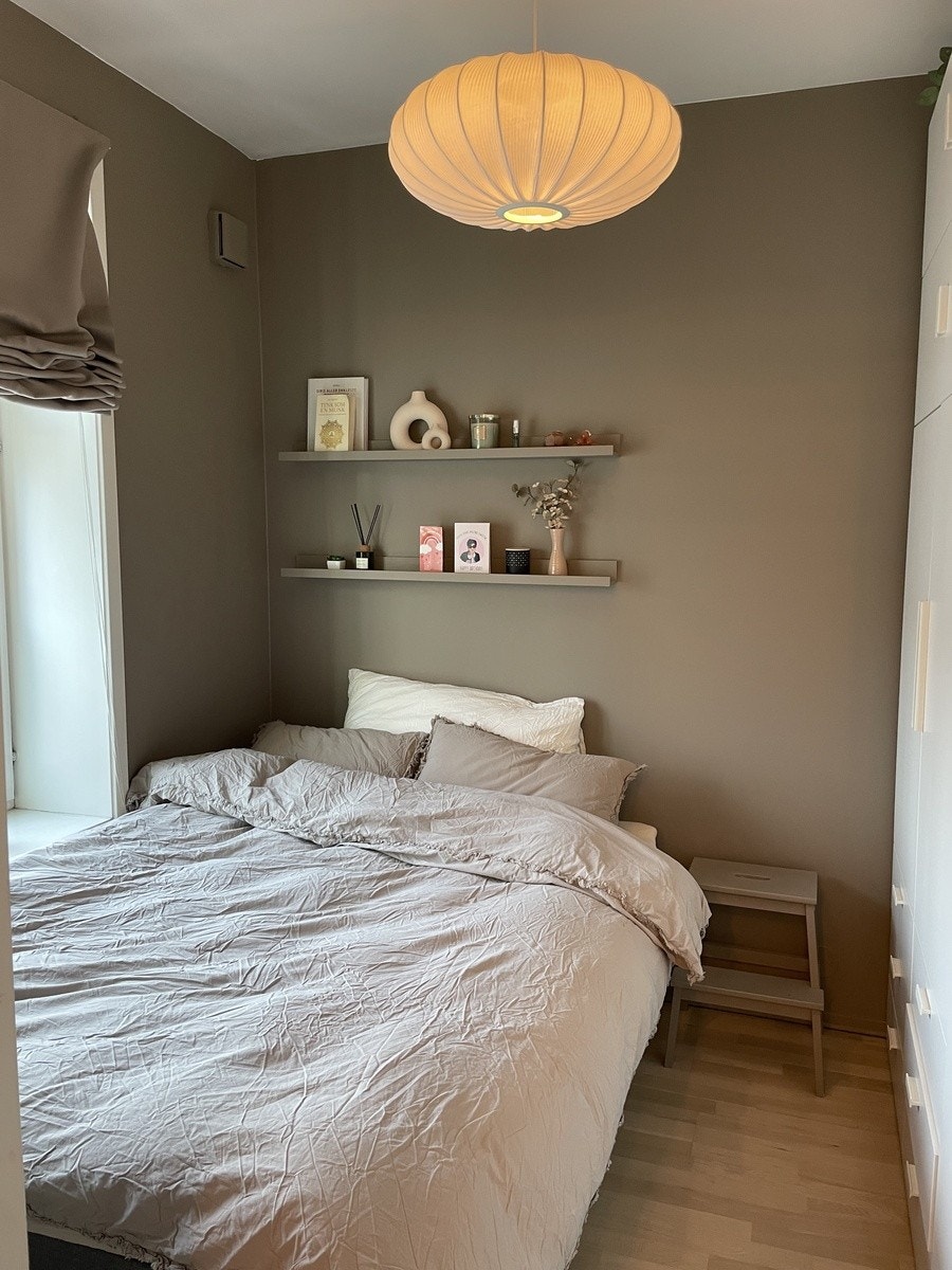 Møblert Galleribilde