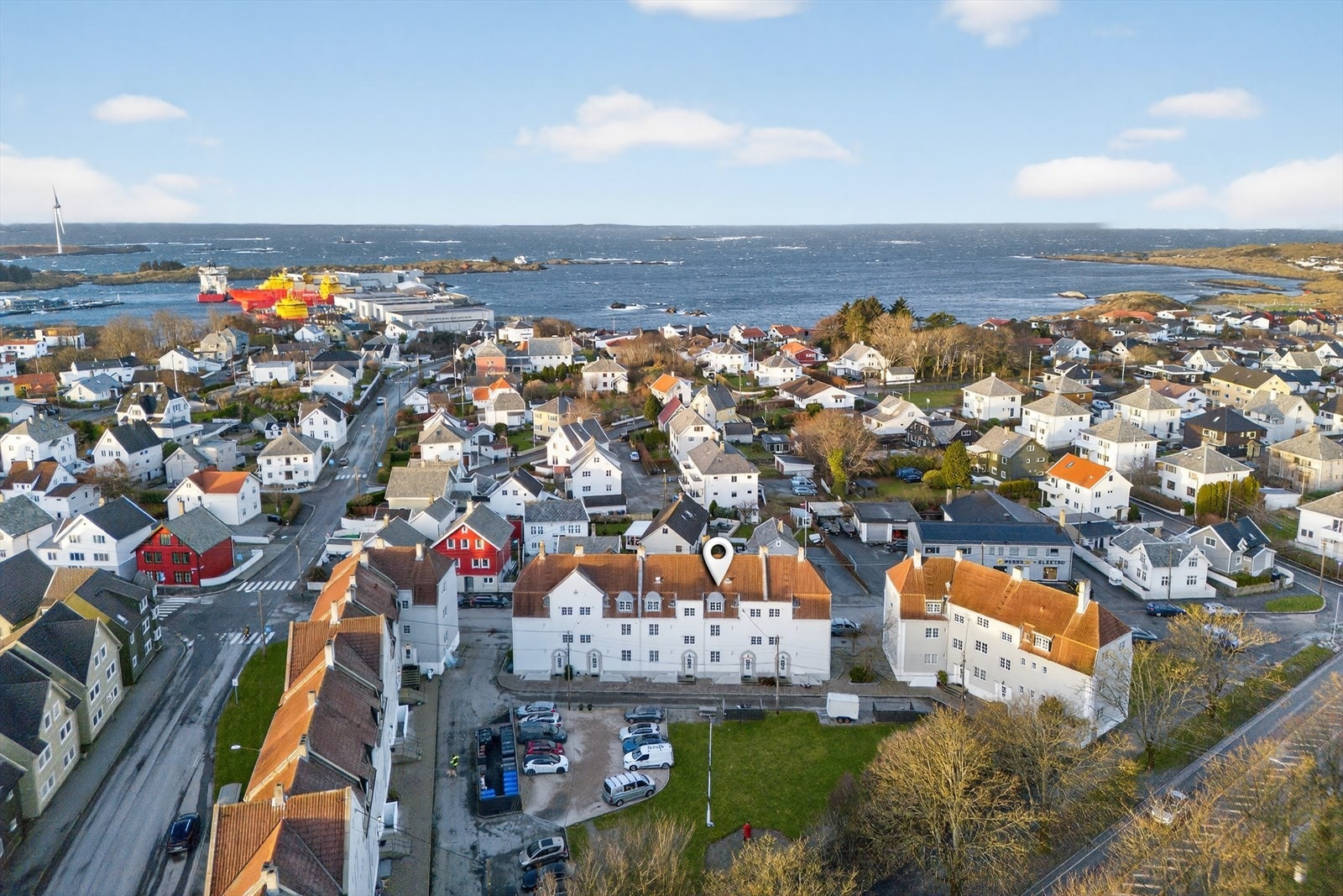Velkommen til Haugevegen 77D - En flott 3-roms leilighet med sentral beliggenhet på Hauge! Galleribilde