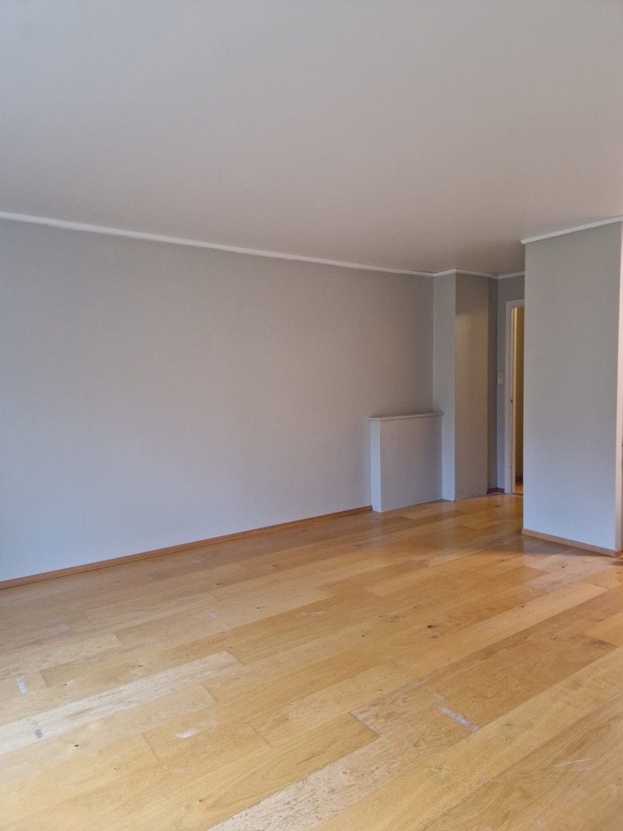 Stue mot gang Galleribilde