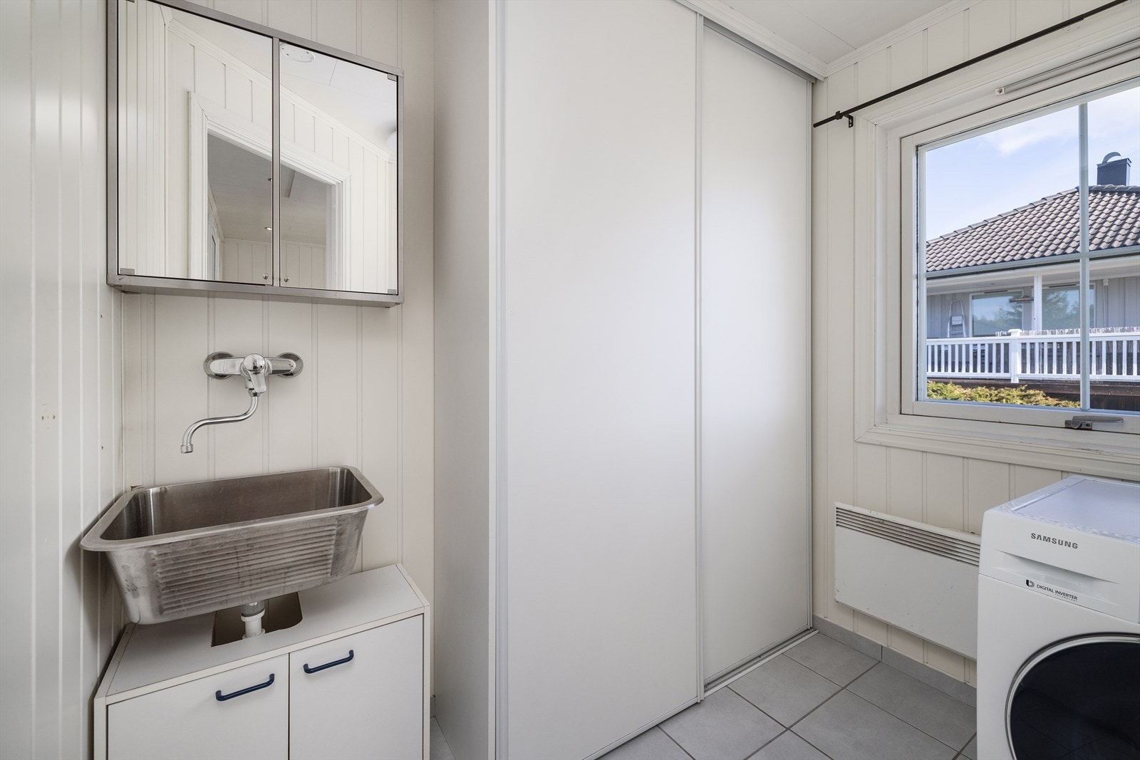 Vaskerom i forbindelse med entré. Galleribilde