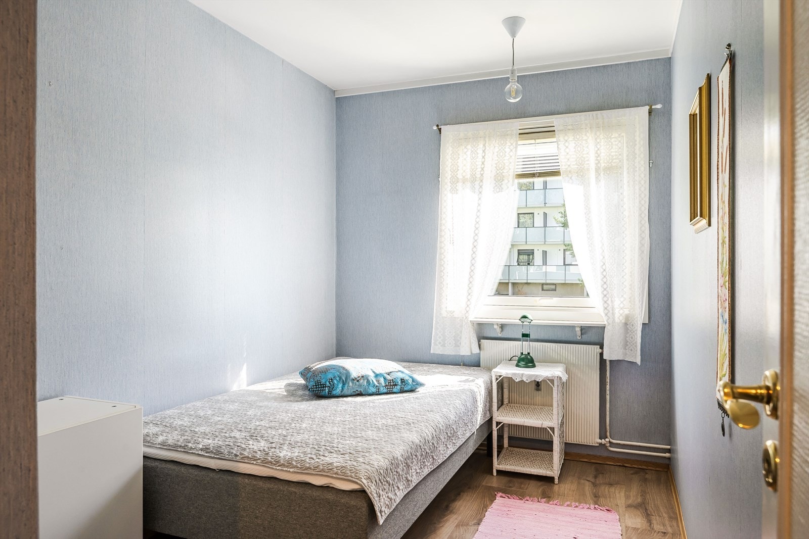 Soverom 2 passer fint som barnerom, gjesterom eller kontor. Galleribilde