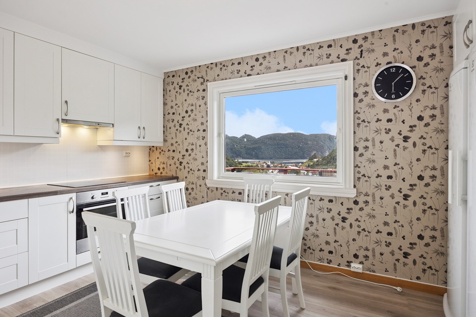 Utsikten kan nytes fra flere hold. Galleribilde