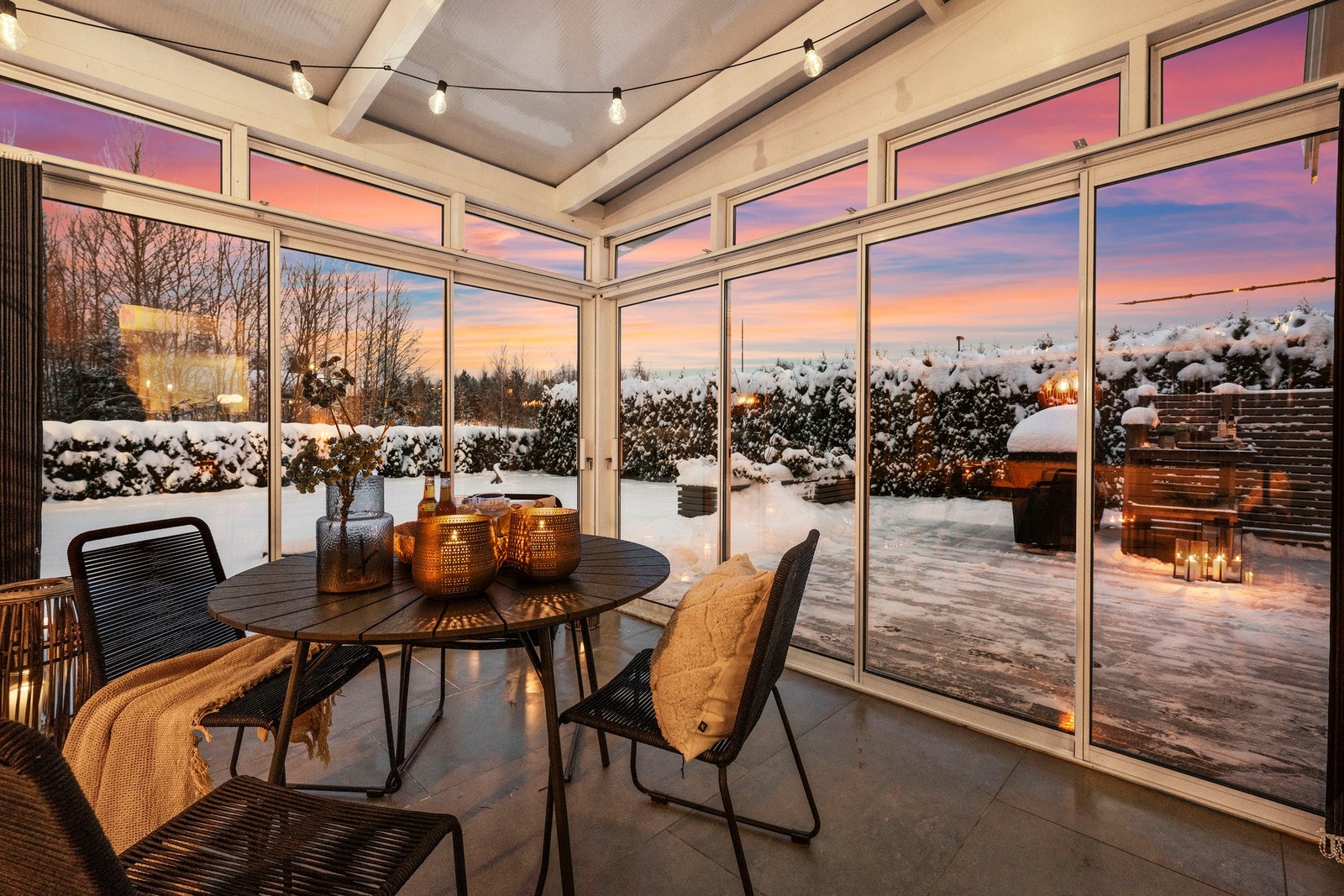 Innholdsrik enebolig m/ 4 soverom, 2 stuer, 2 bad + vaskerom. Galleribilde