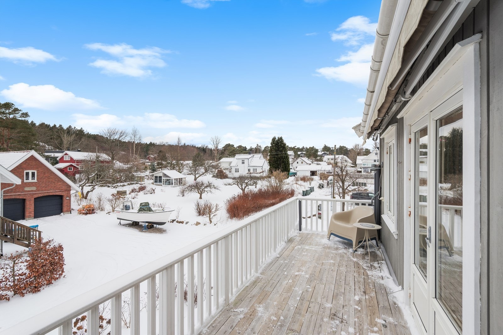 Med sol fra lunsjtider og til solen går ned er dette et herlig sted gjennom hele sommersesongen Galleribilde