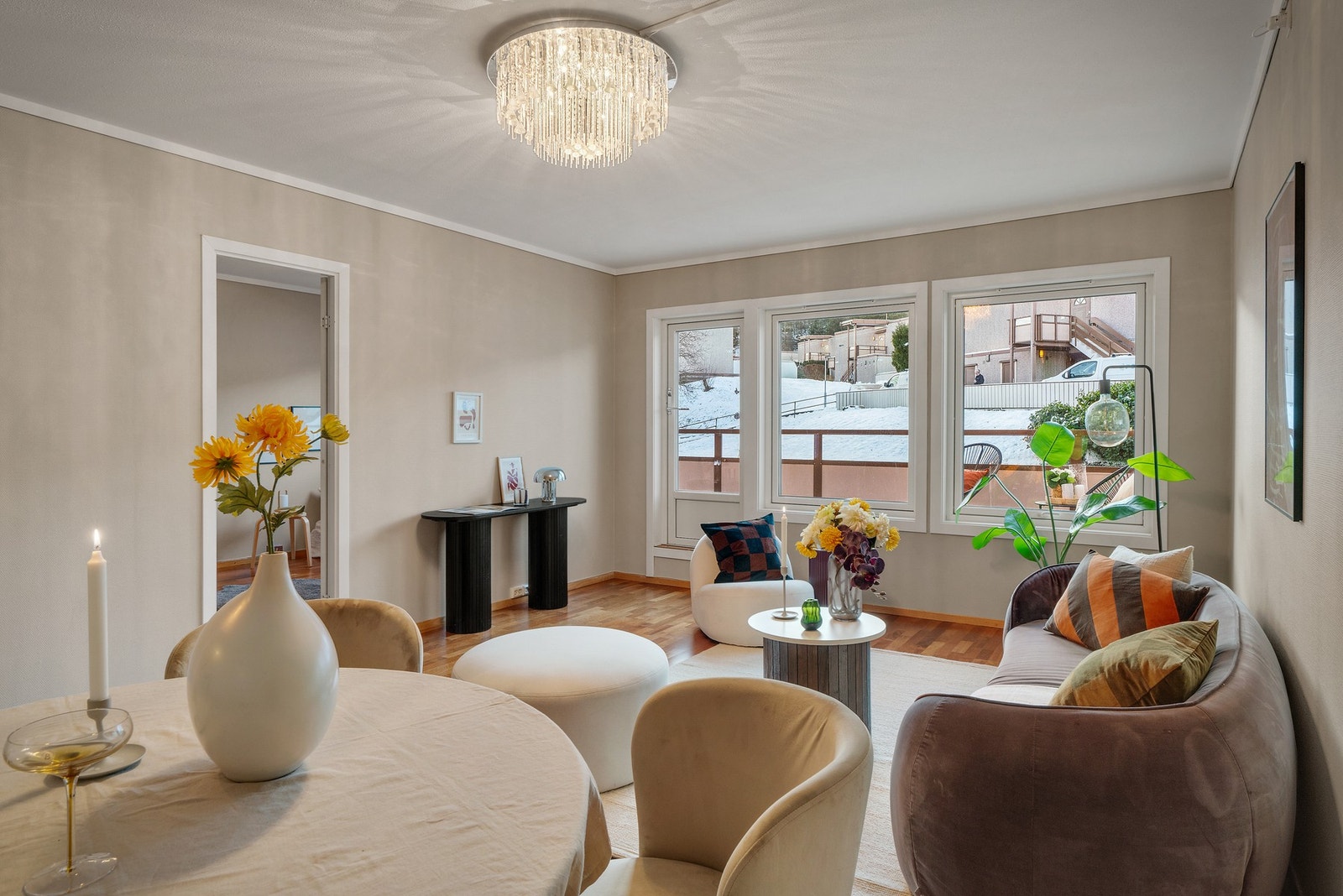 En lun fargepalett sørger for en behagelig atmosfære. Galleribilde