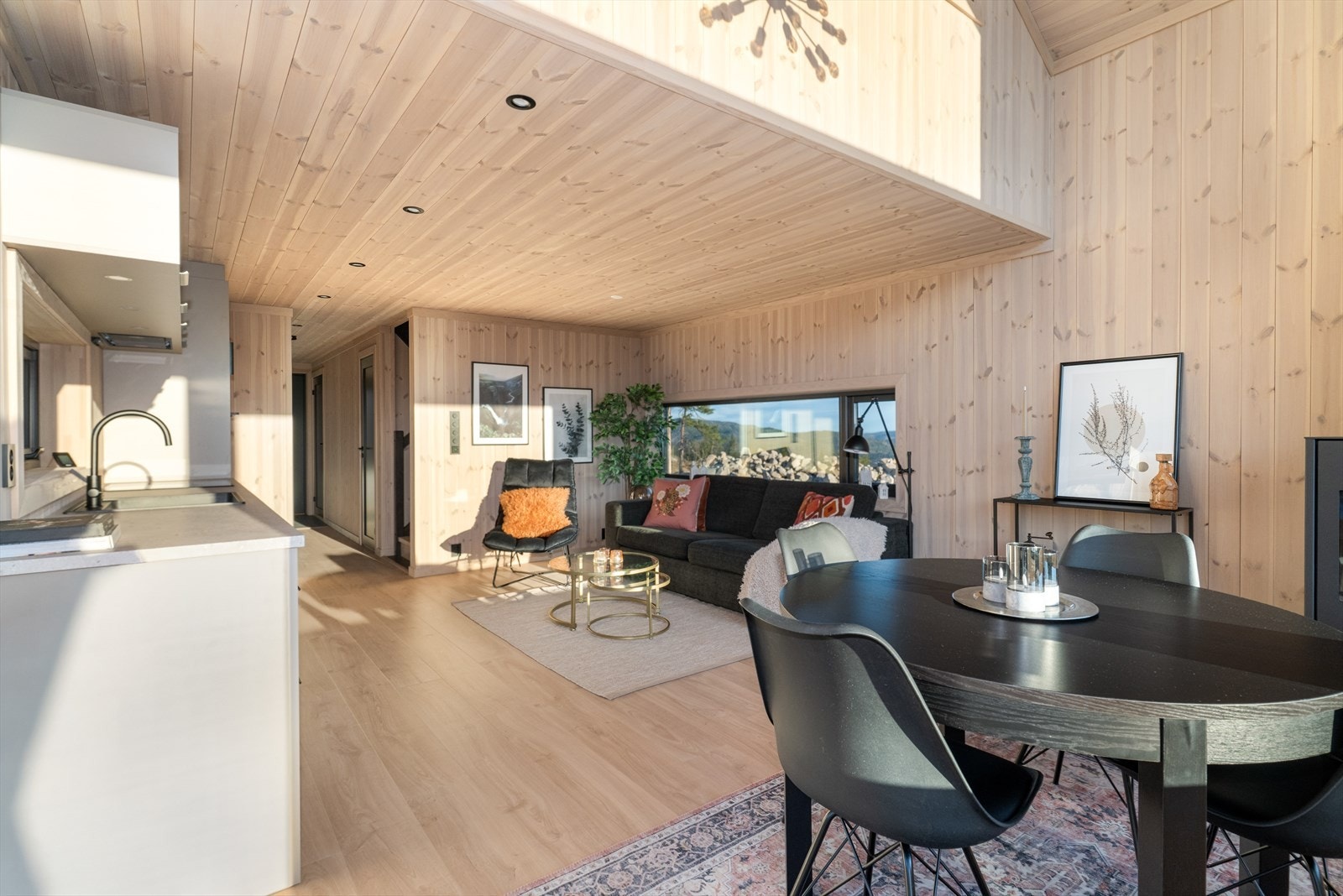 Stuedelen fremstår lun og koselig. Galleribilde