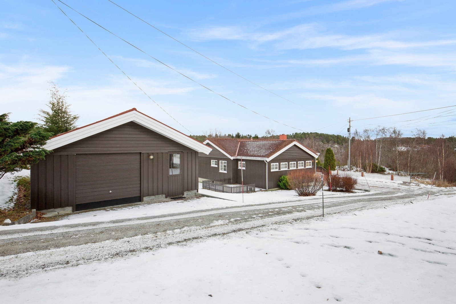 Enebolig på ett plan/m garasje beliggende på Bruhagen Galleribilde