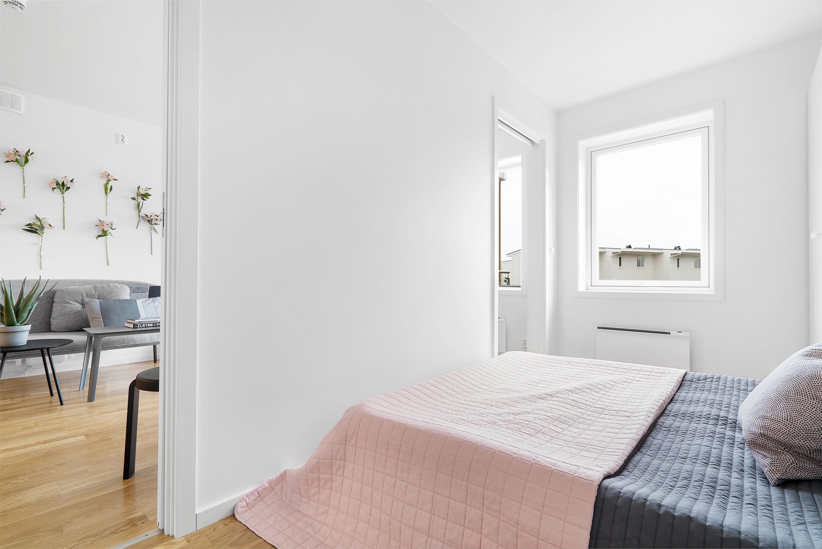 Soverom nr. 1 i 3-roms leilighet Galleribilde