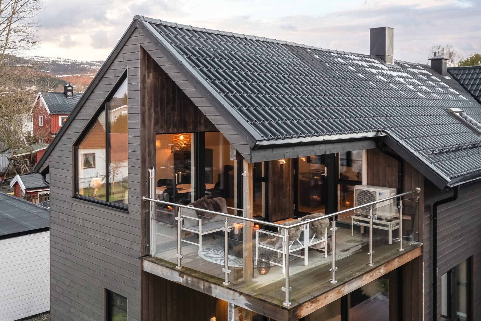 Fin, overbygd veranda på 12,2m² Galleribilde