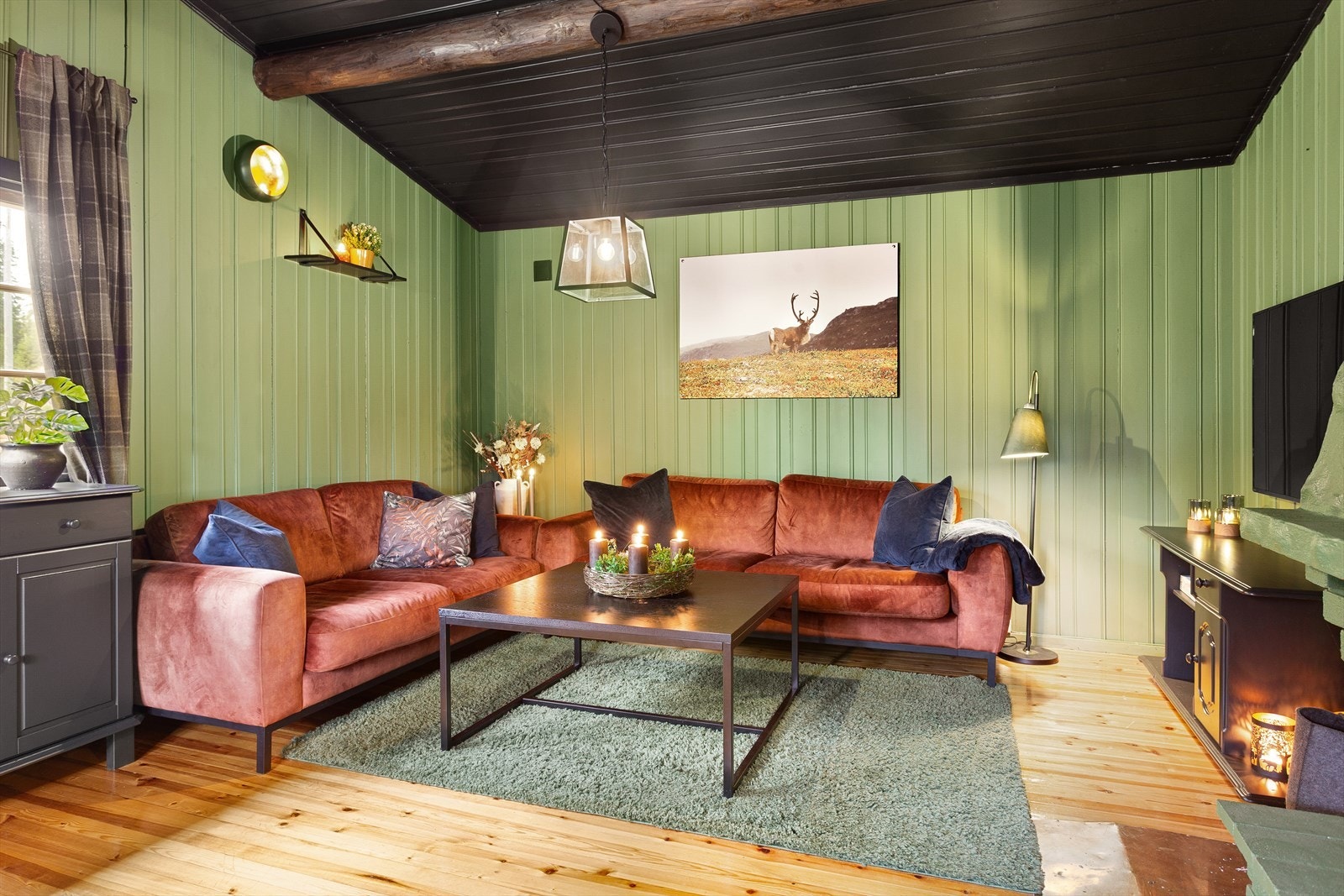 Hyggelig å tenne den fine peisen på kalde dager. Galleribilde