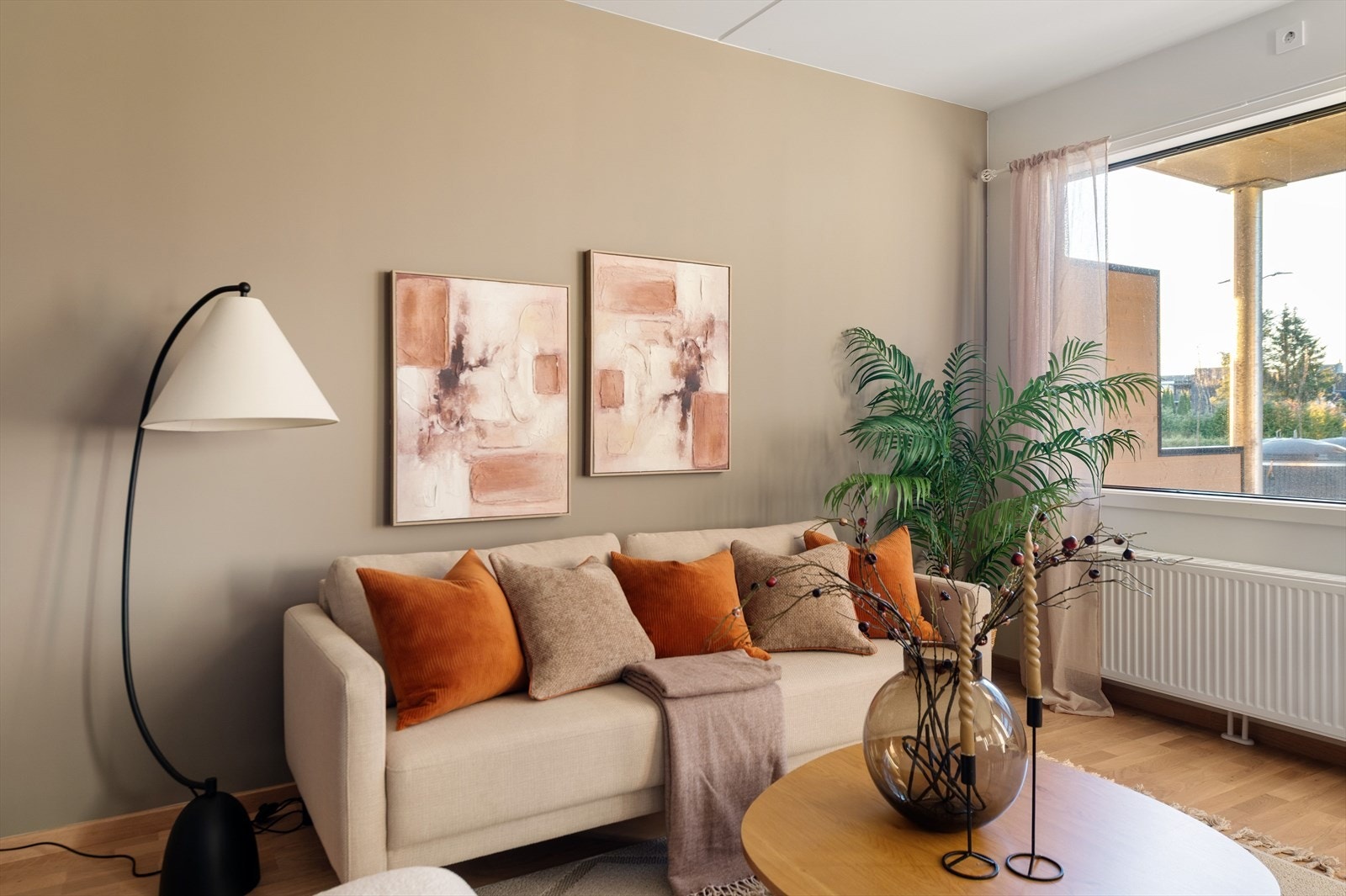 Moderne og koselig sofakrok. Galleribilde