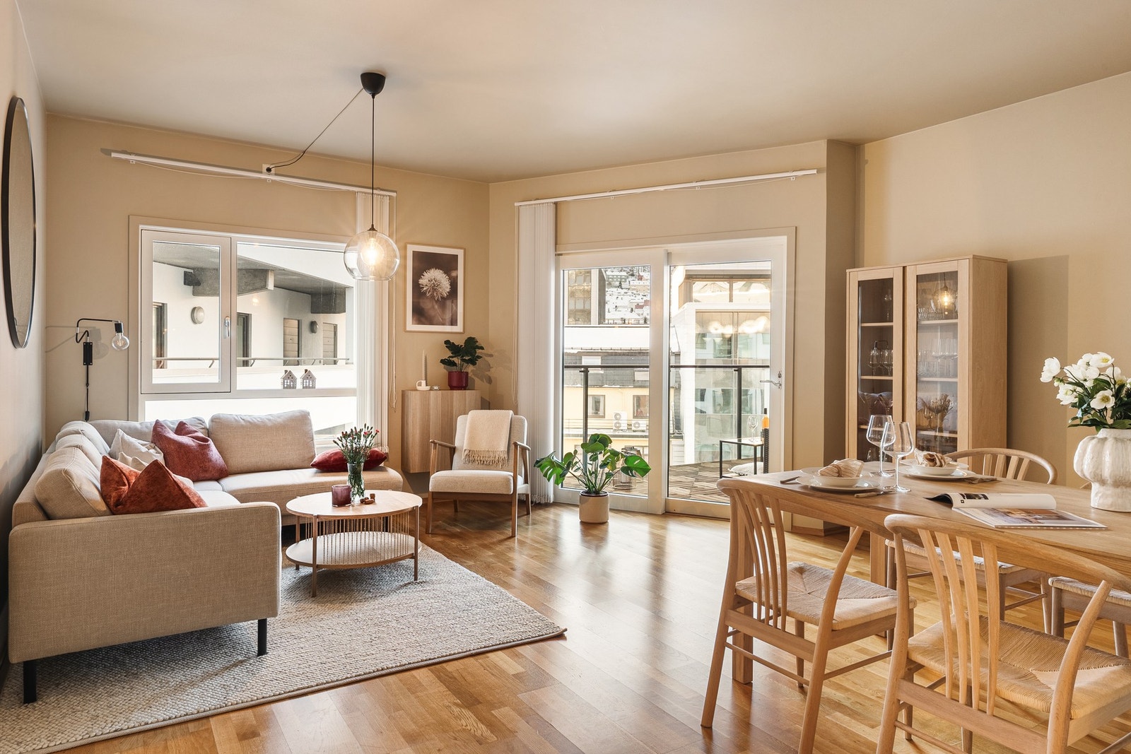 Velkommen til Bjørnsons gate 7 presentert av EIE eiendomsmegling ved Marius Helvik (Fotograf: Aleksander Vie) Galleribilde