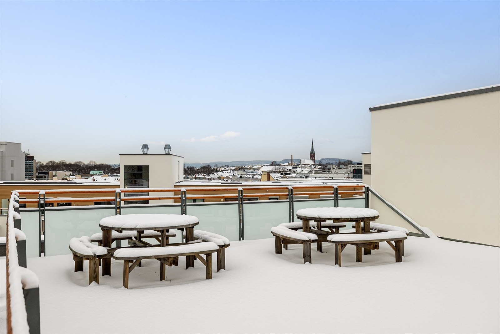 Vidstrakt utsikt over Oslo. Galleribilde