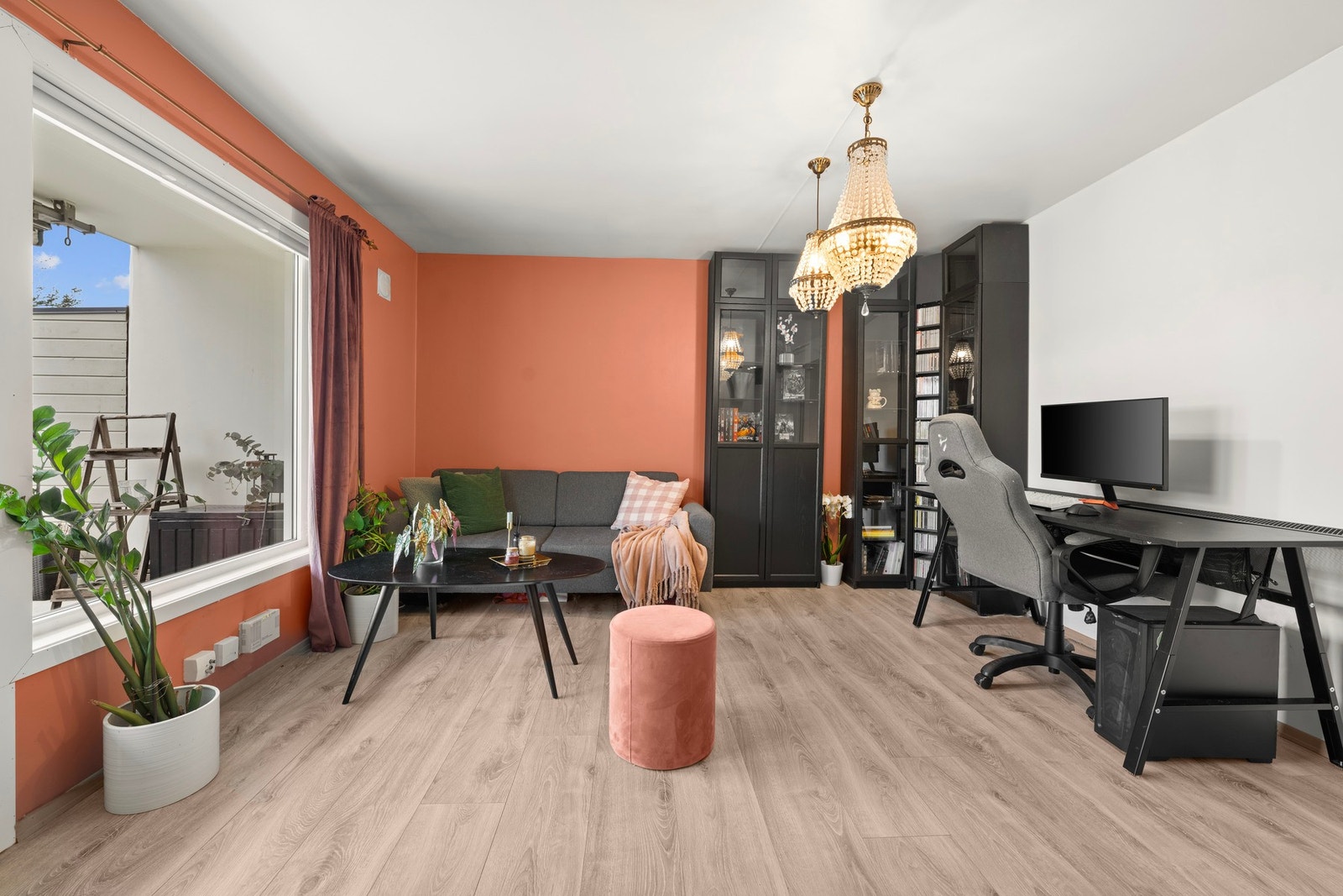 PrivatMegleren v/ Tony Ho ønsker velkommen til Skredderveien 17C! Galleribilde