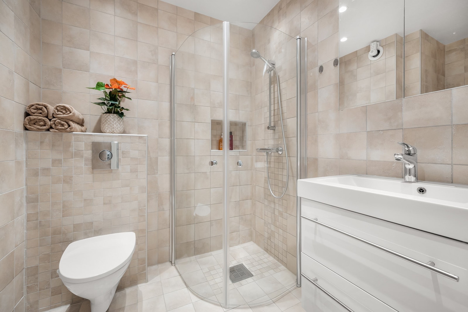 Badet ble renovert i 2009 iflg. tidligere eier Galleribilde