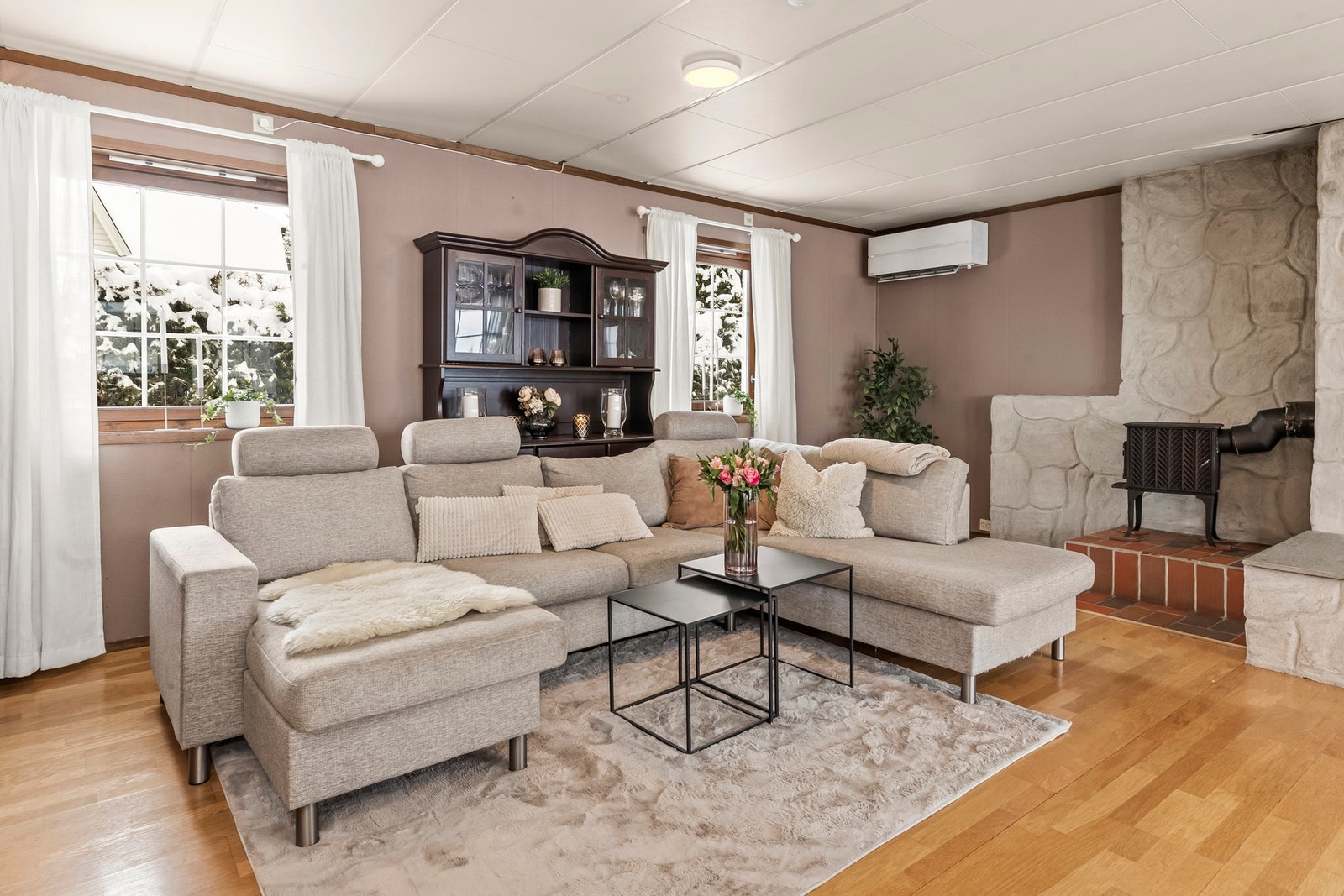 Boligen har fire soverom og alt er på ett plan. Galleribilde