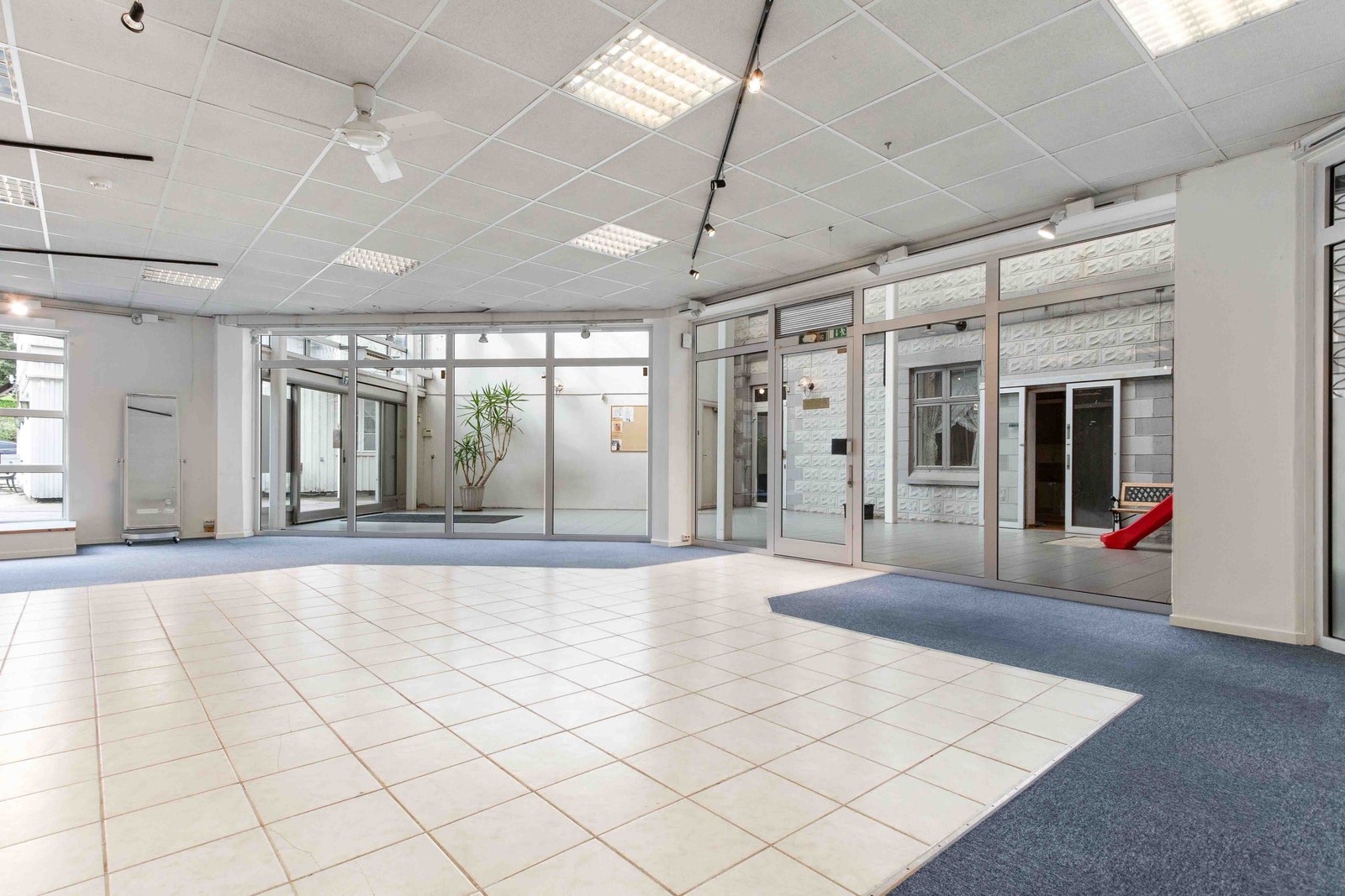 Lokale 1F Galleribilde