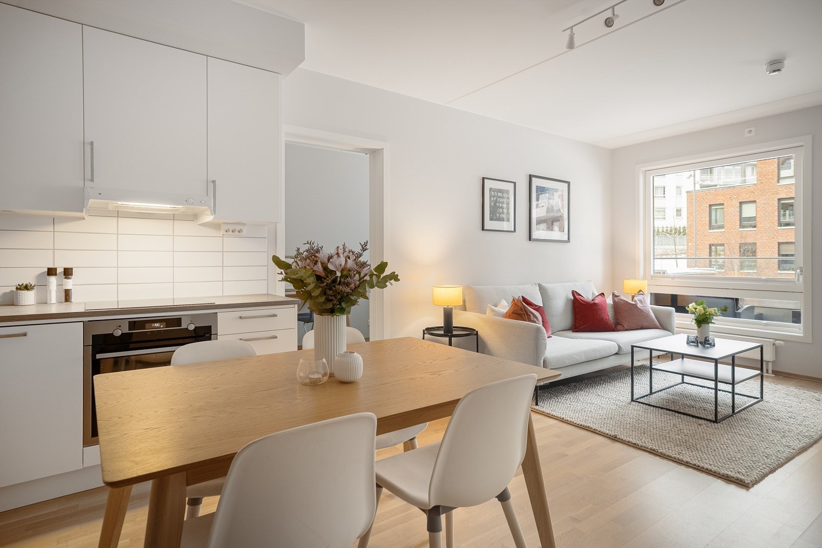 Leiligheten ligger i et moderne bygg fra 2019, og holder høy standard med kun TG 1 og 0. Galleribilde