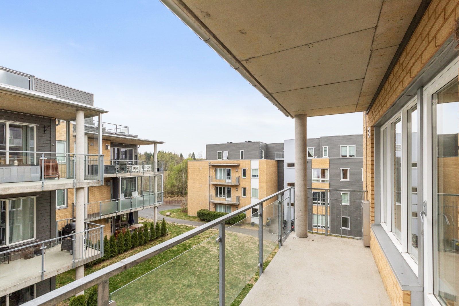 Overbygd balkong Galleribilde