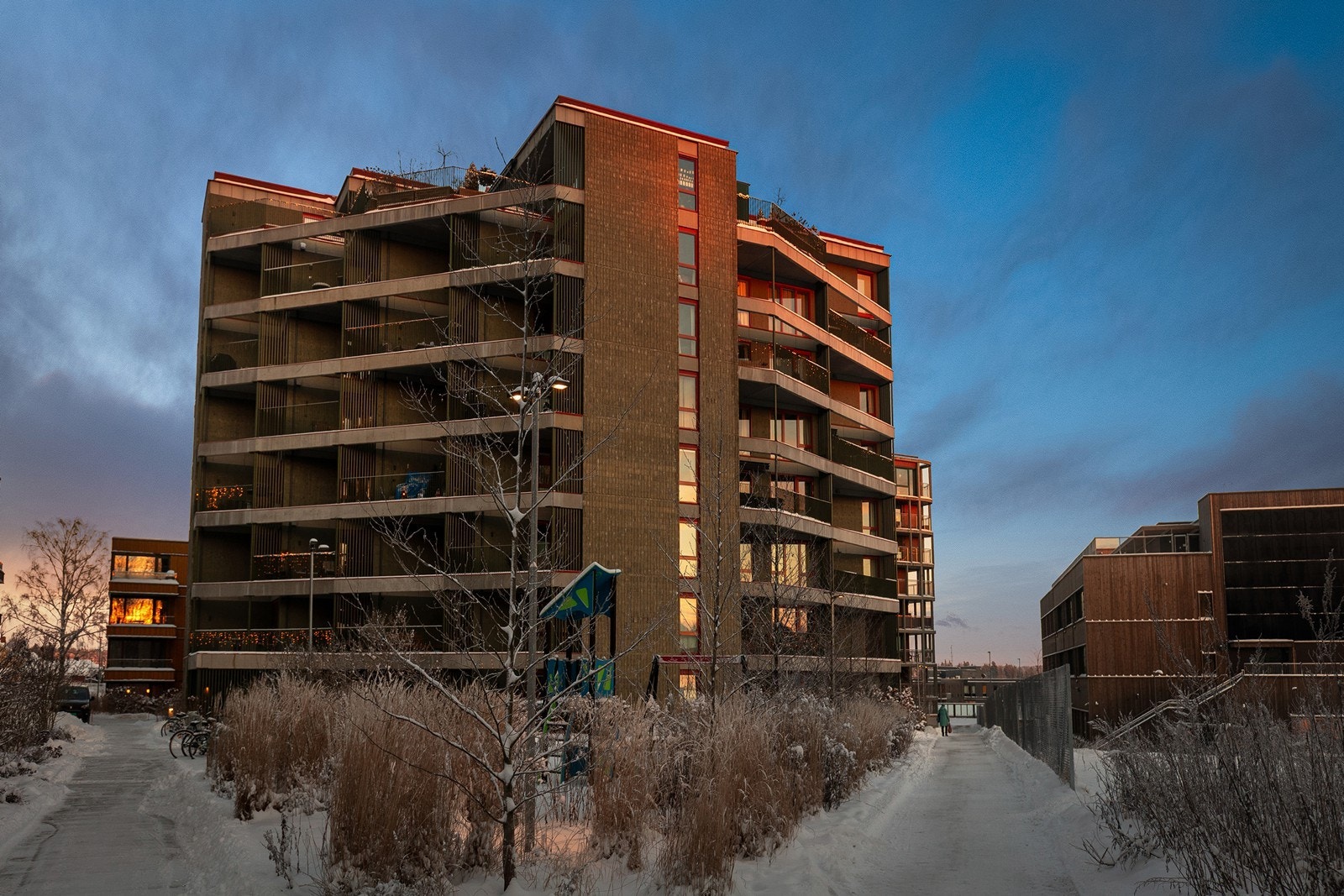 Leiligheten ligger i et nyere og etablert boligområde i Ski. Galleribilde