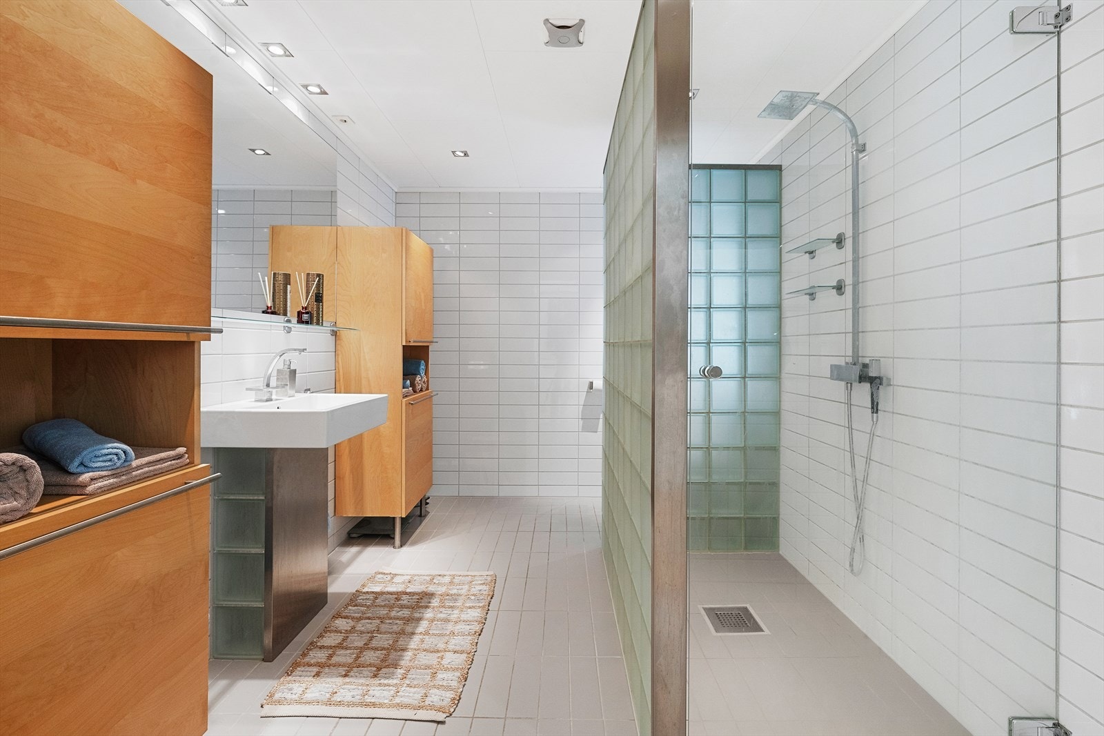 Bad 1. etg. med varmekabler Galleribilde