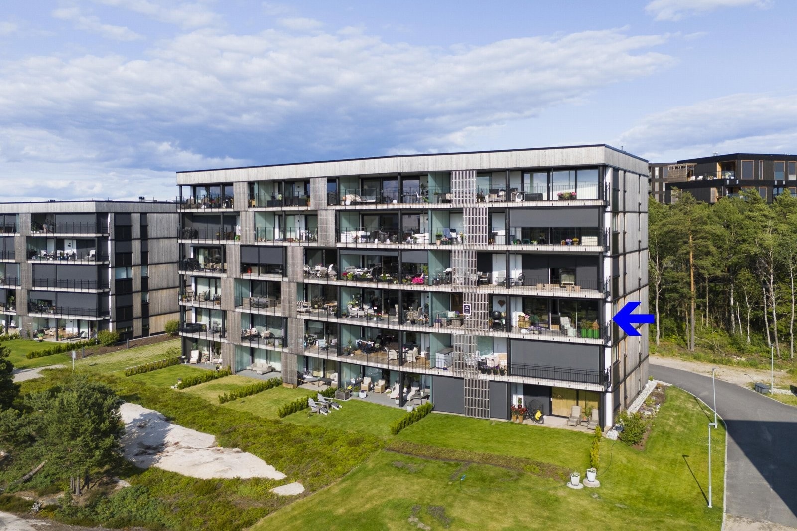 Beliggende på ende Galleribilde