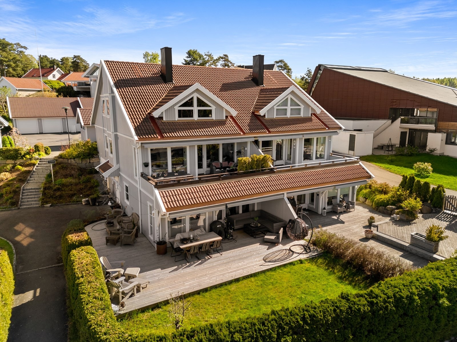 Leiligheten ligger vestvendt og har meget gode solforhold. Galleribilde