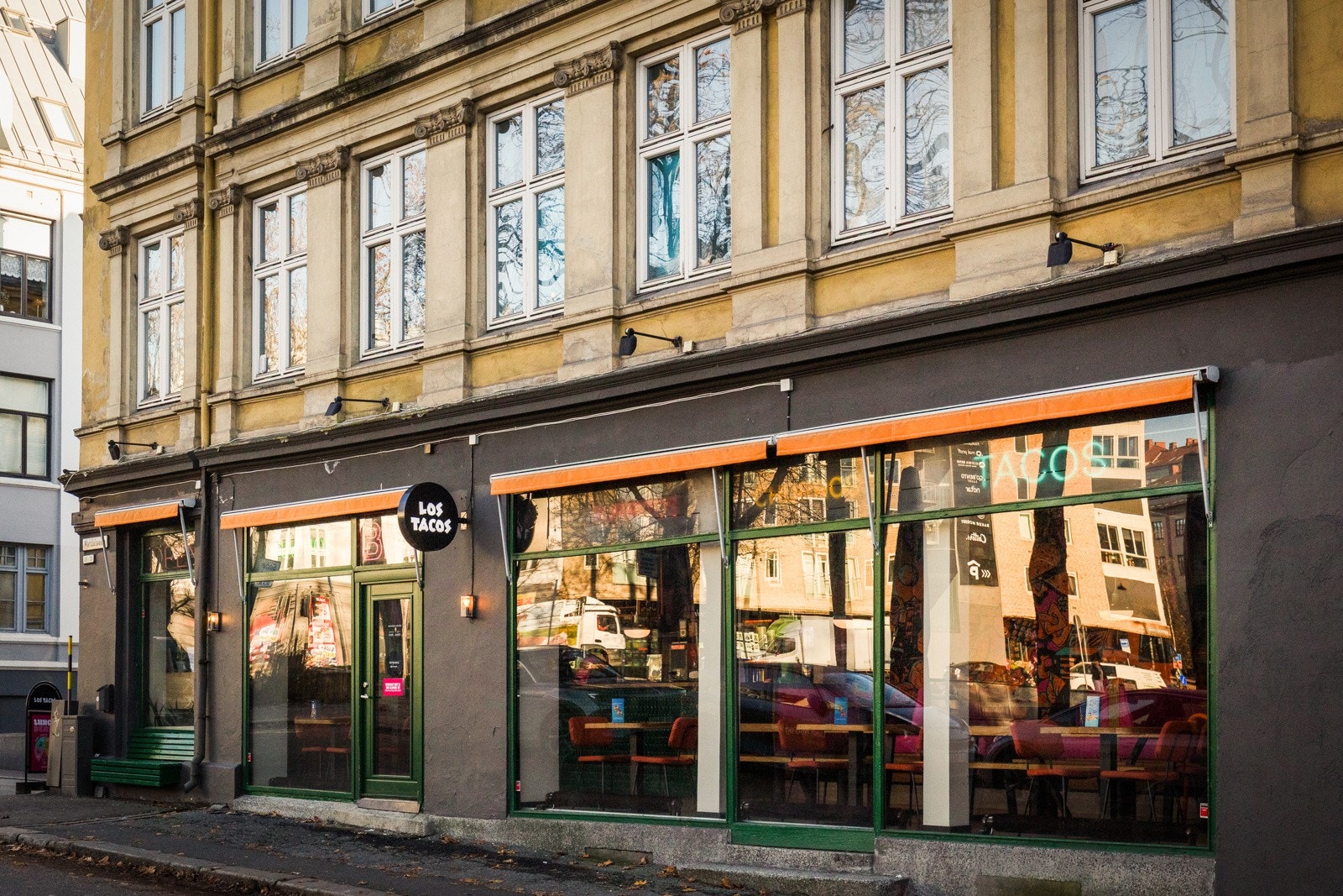 Leilighetens nærområde byr på en mengde muligheter for aktiviteter, gastronomiske opplevelser og rekreasjon. Galleribilde