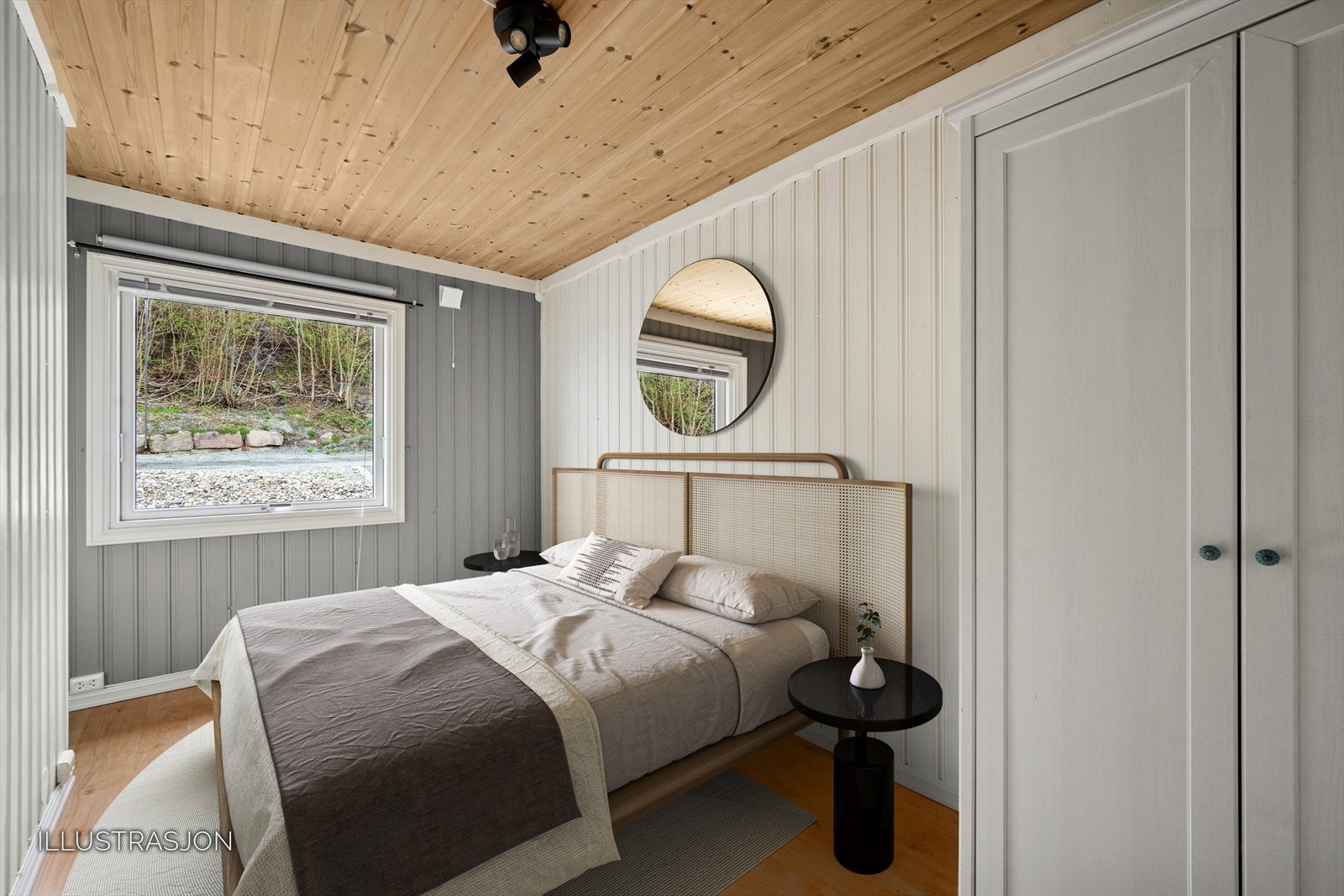 Soverom 2 med garderobe. Galleribilde