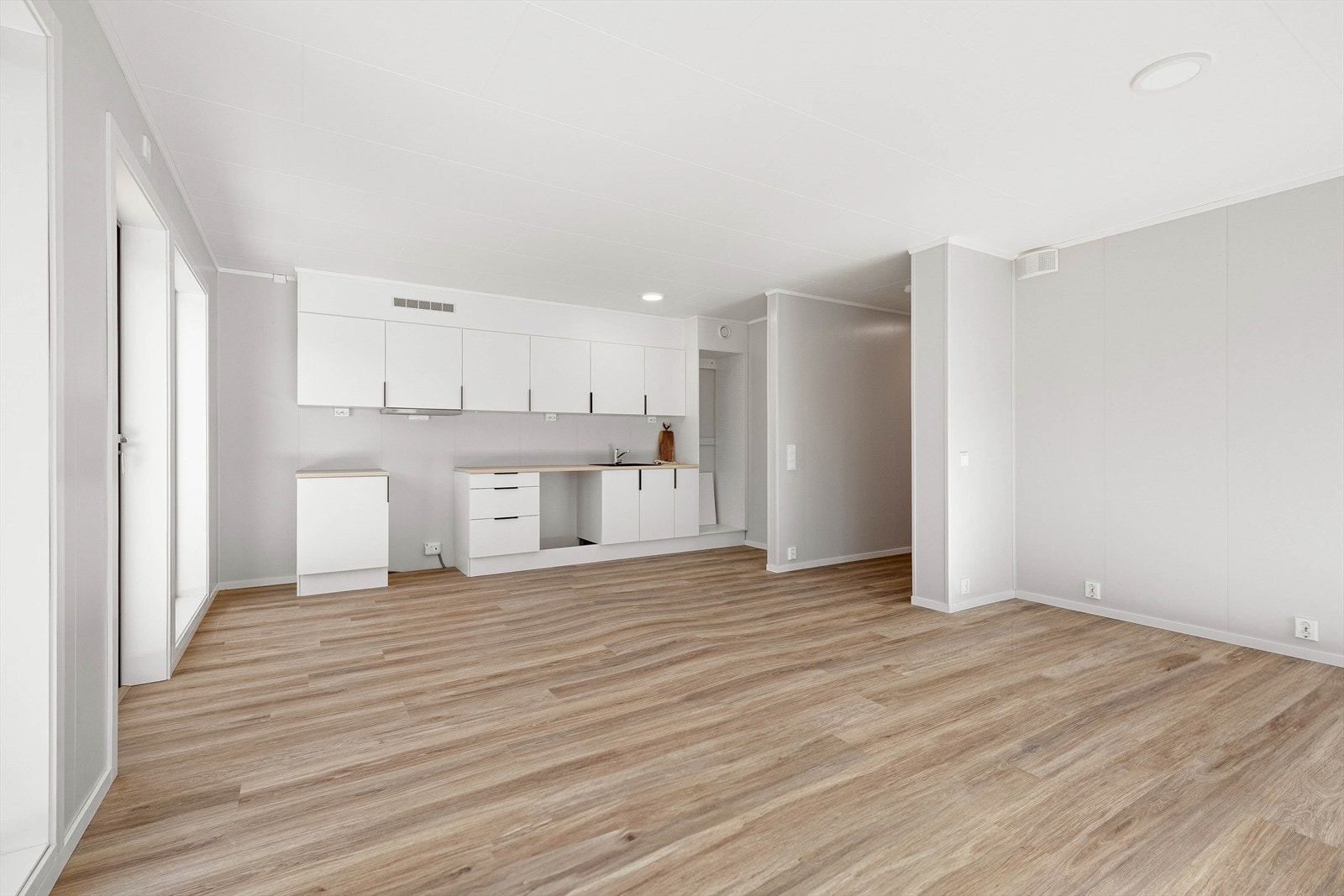 Åpen stove og kjøkenløysning Galleribilde