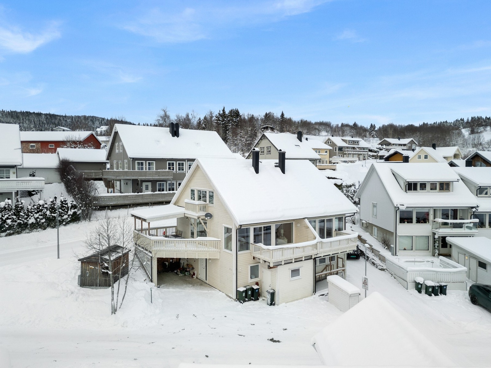 Boområdet Bratsberg kan best karakteriseres som fredelig og barnevennlig. Galleribilde