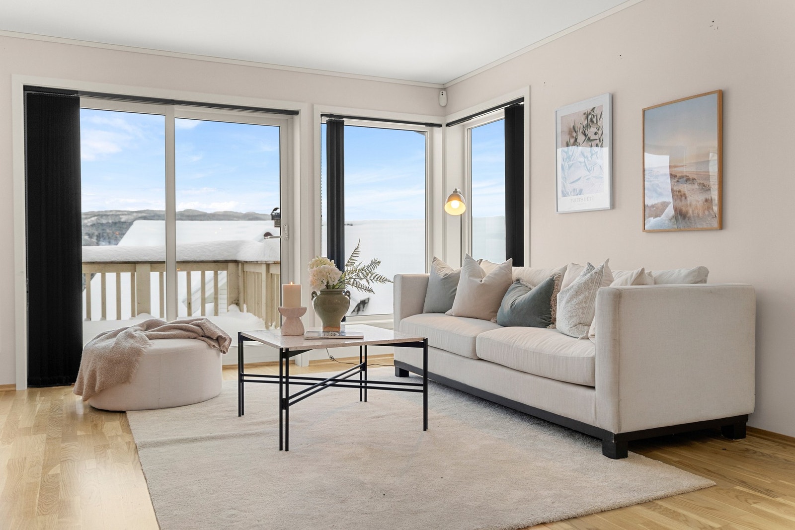 Velkommen til en flott familiebolig med fin beliggenhet i Bratsberg. Galleribilde