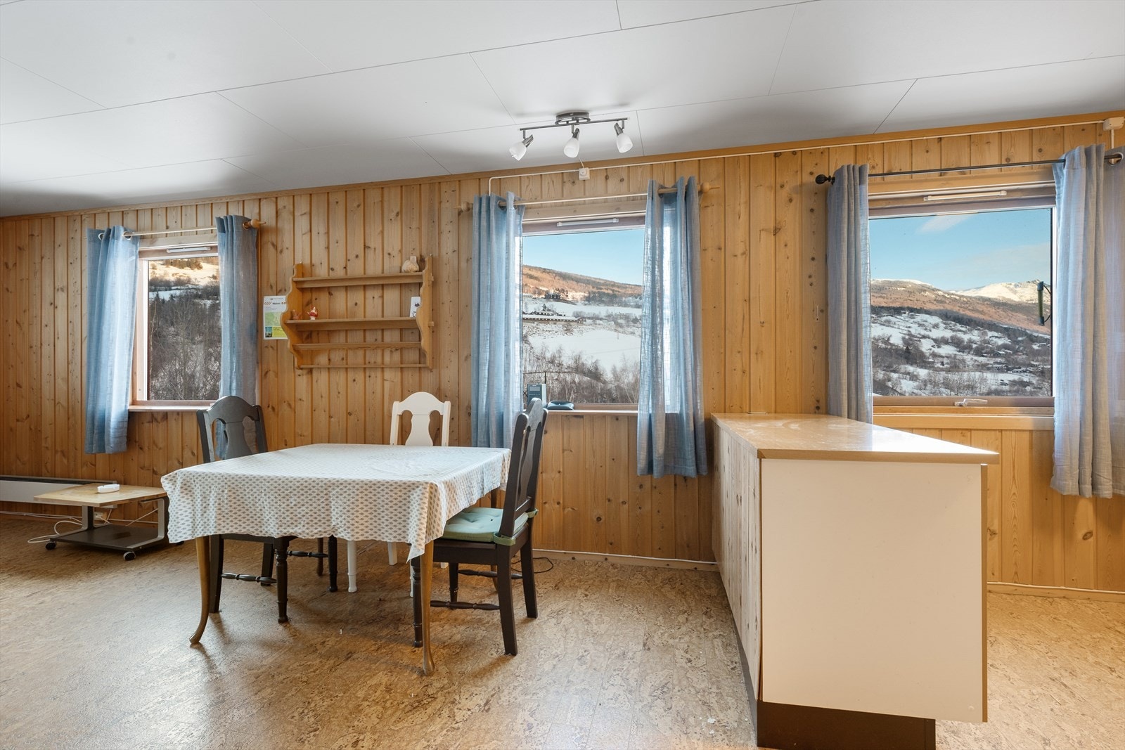 Vinduene slipper inn godt med naturlig lys. Galleribilde