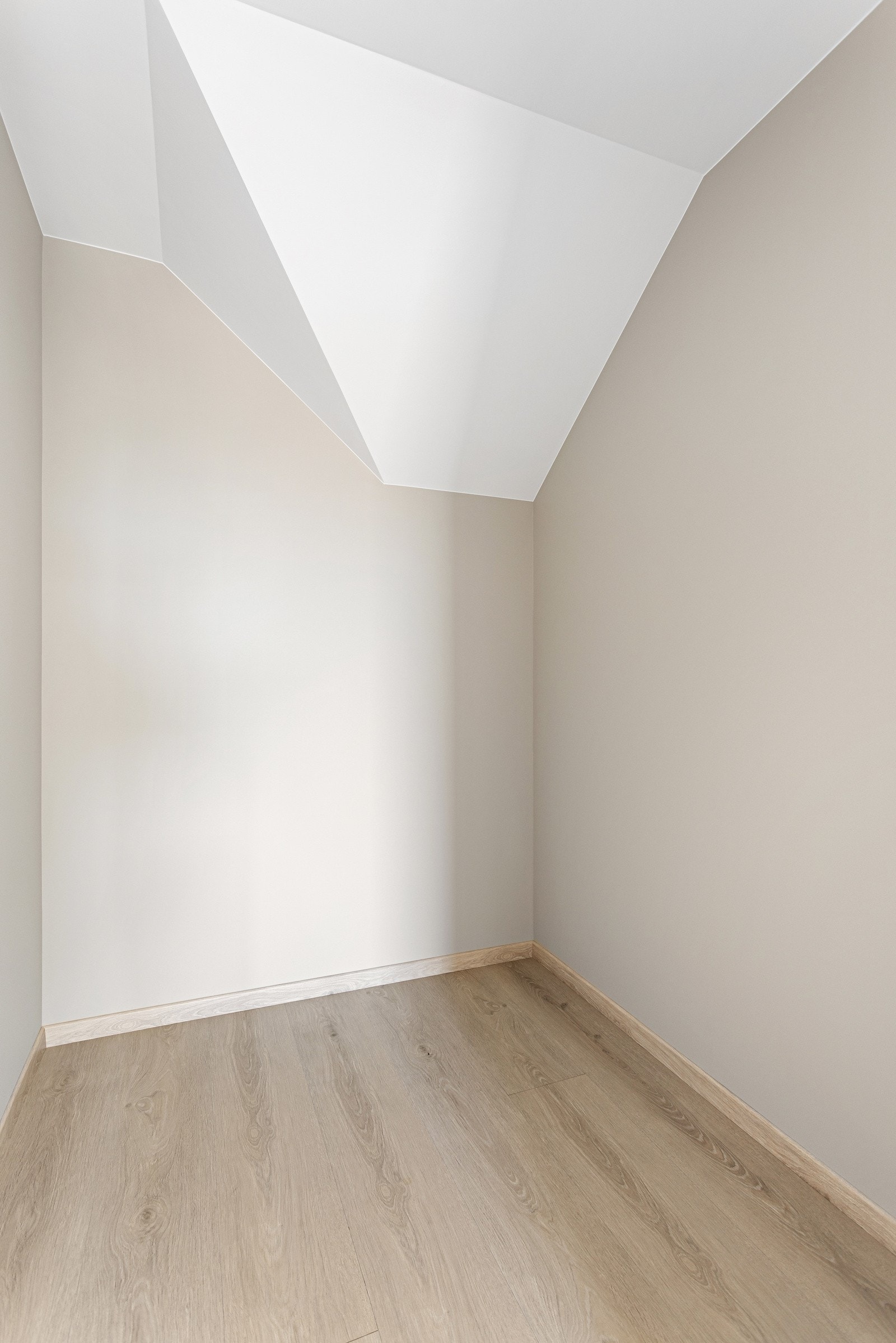 Garoderoberom. Galleribilde