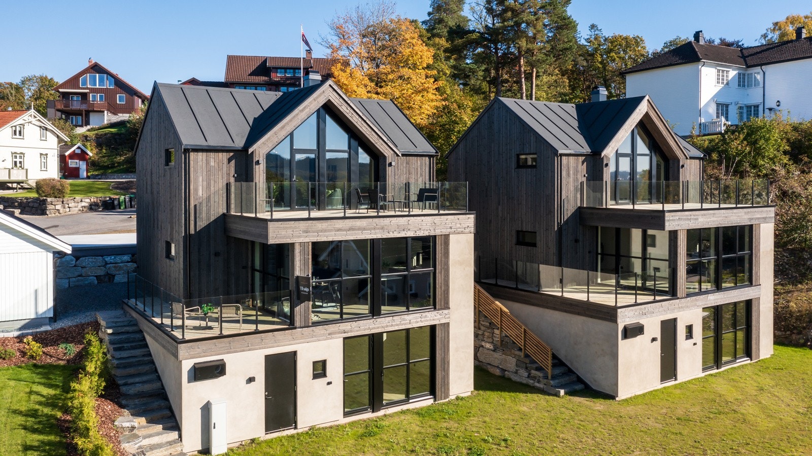 Yttervegger er oppført i tradisjonelt bygget bindingsverk i 200 mm tykkelse. Galleribilde