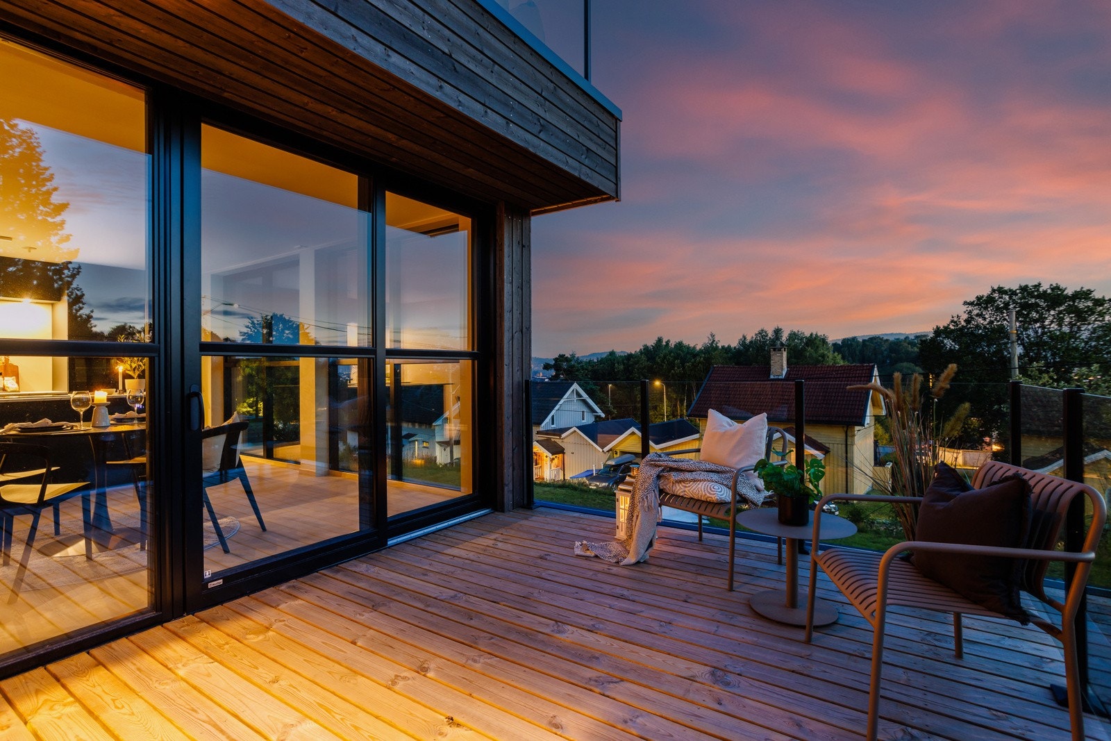 Helt ideelt for deg som trenger en romslig og lettstelt familiebolig! Galleribilde