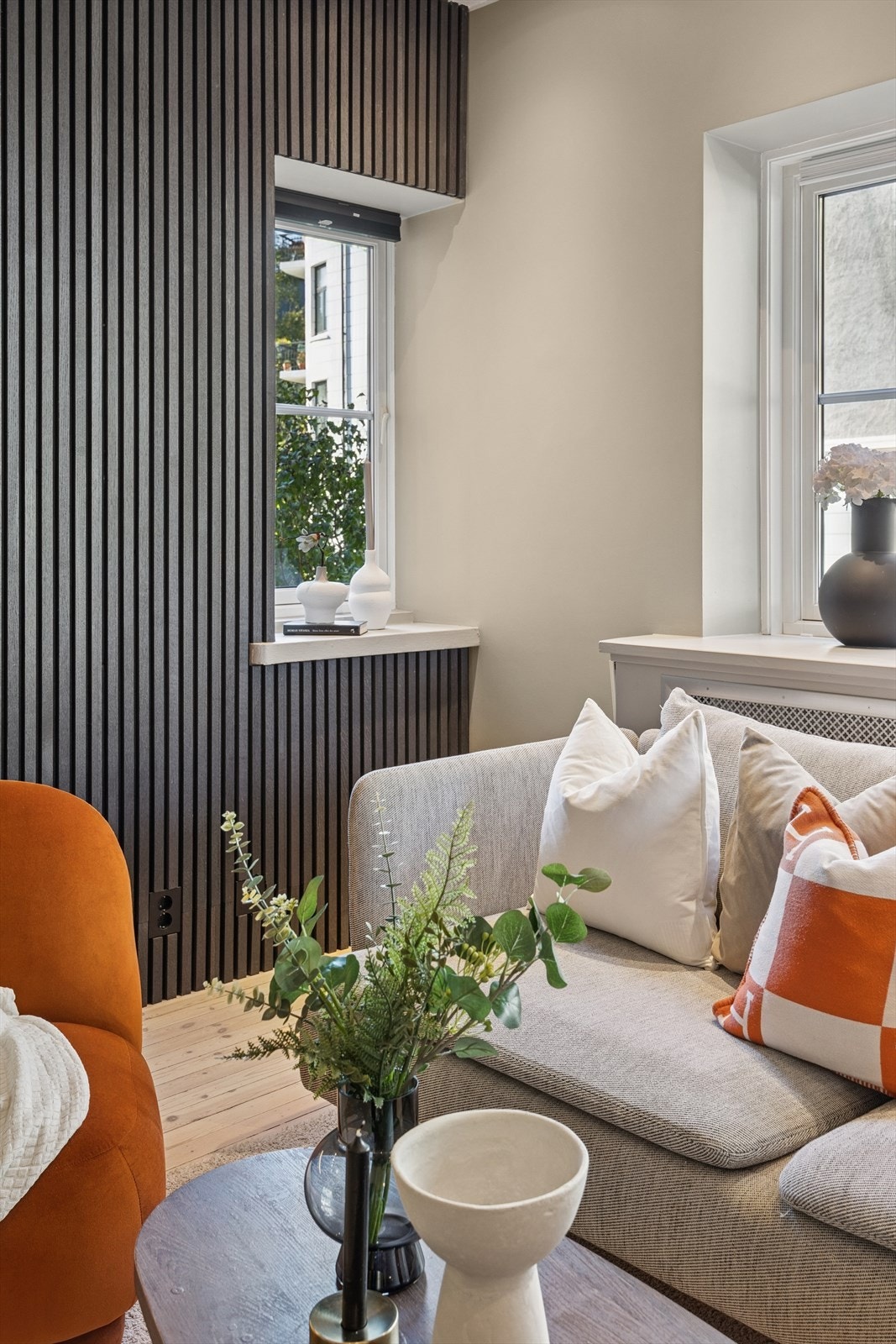 Stuen har god møbleringsfrihet. Galleribilde