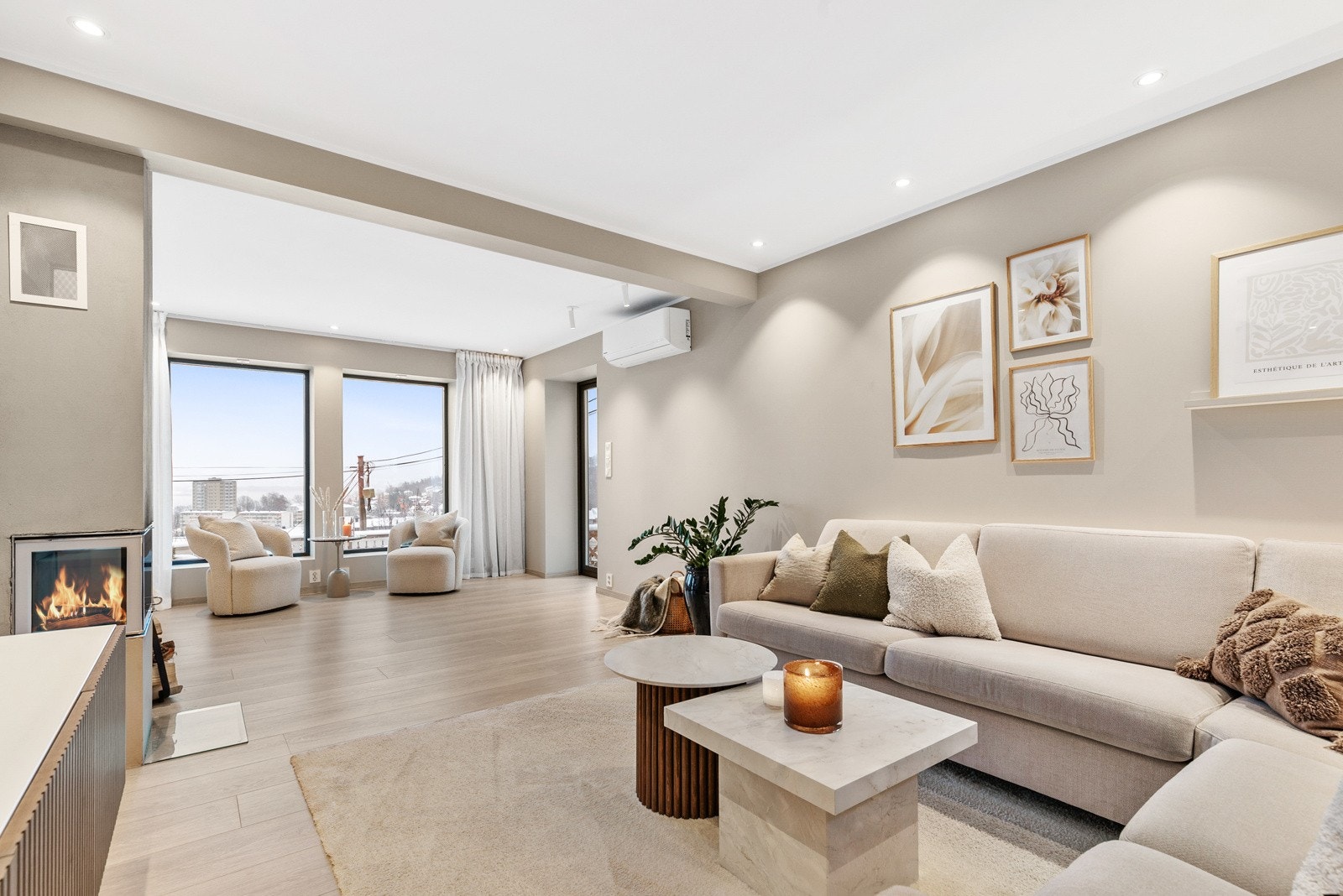 Lyst og fresht med god plass til møblering. Galleribilde