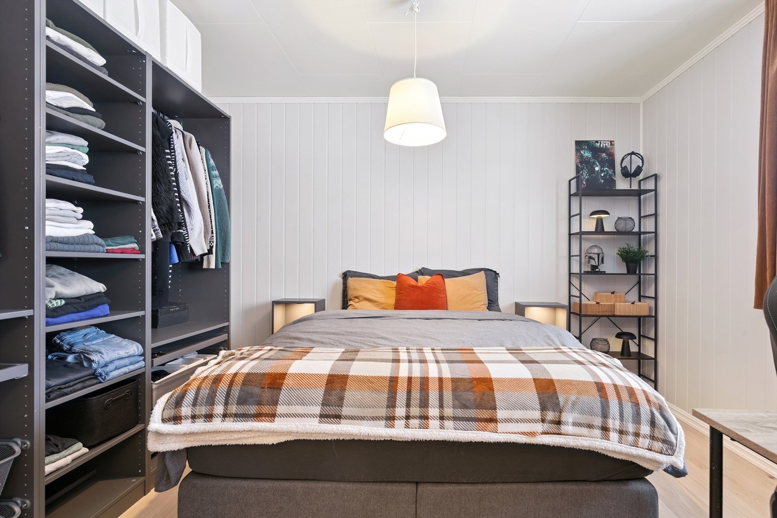 Leiligheten har to gode soverom med plass til garderobeløsninger. Galleribilde