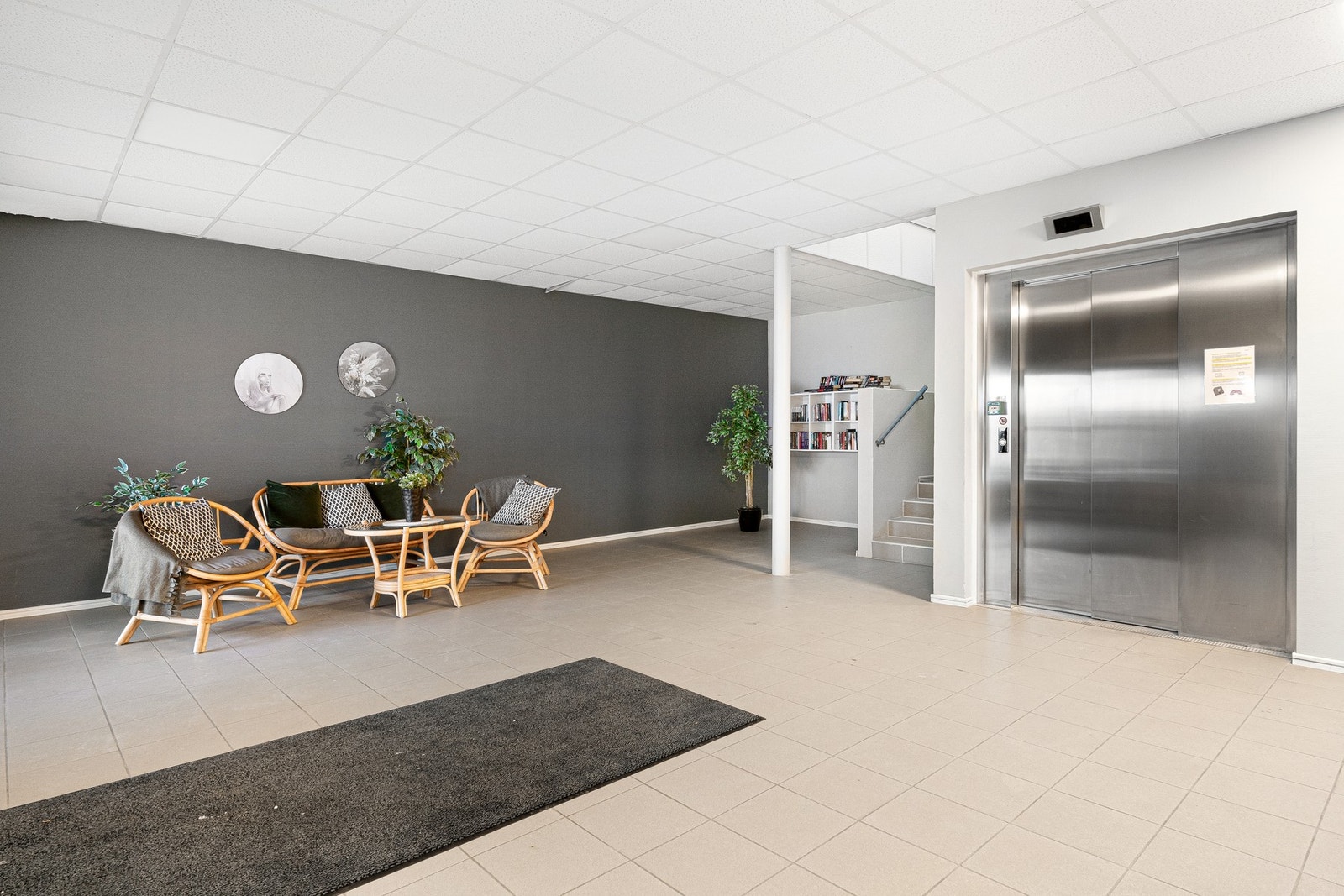 Det er heis i bygget. Galleribilde