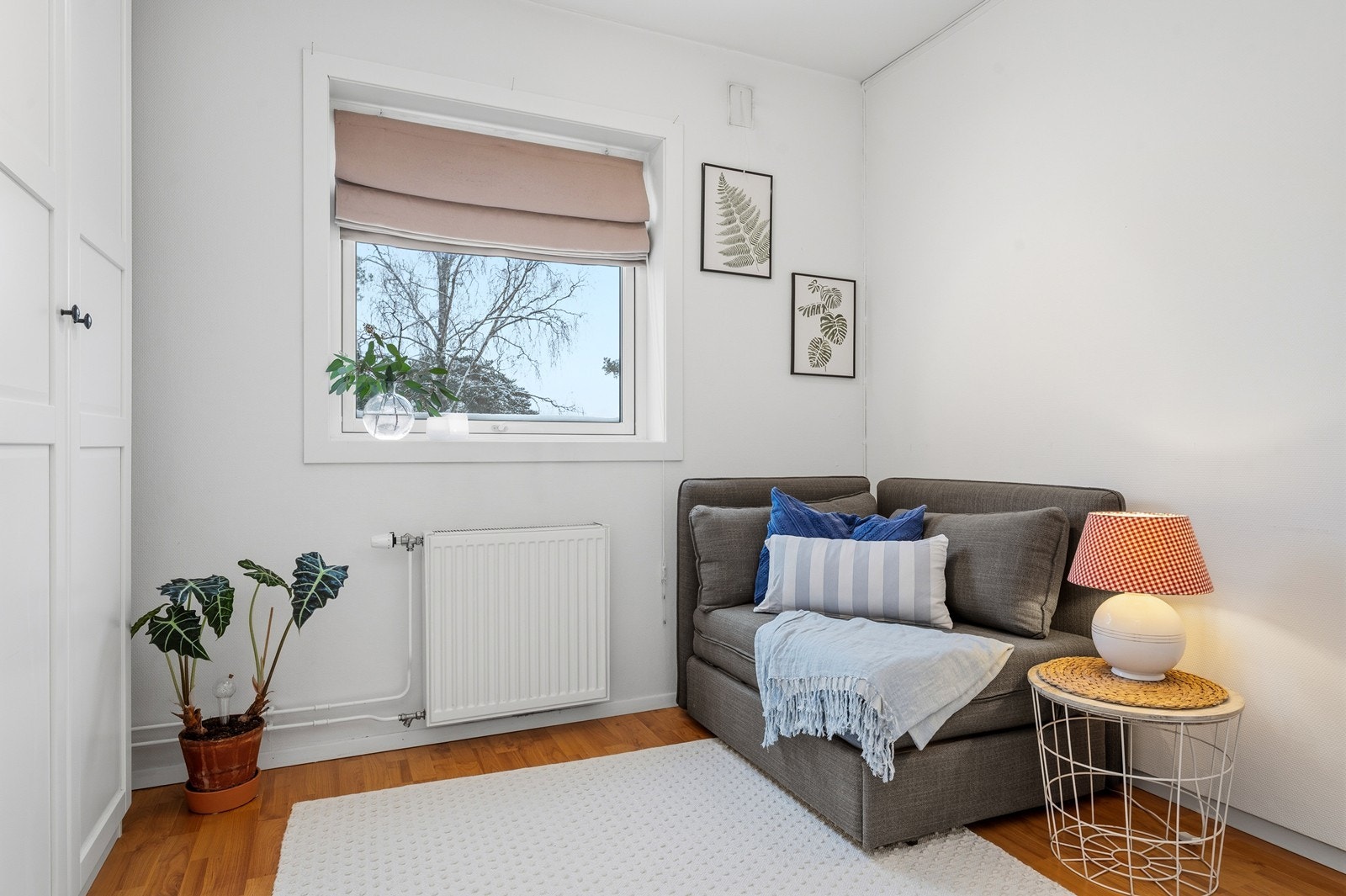 Det andre soverommet er av god størrelse og egner seg godt som barnerom eller kontor. Galleribilde