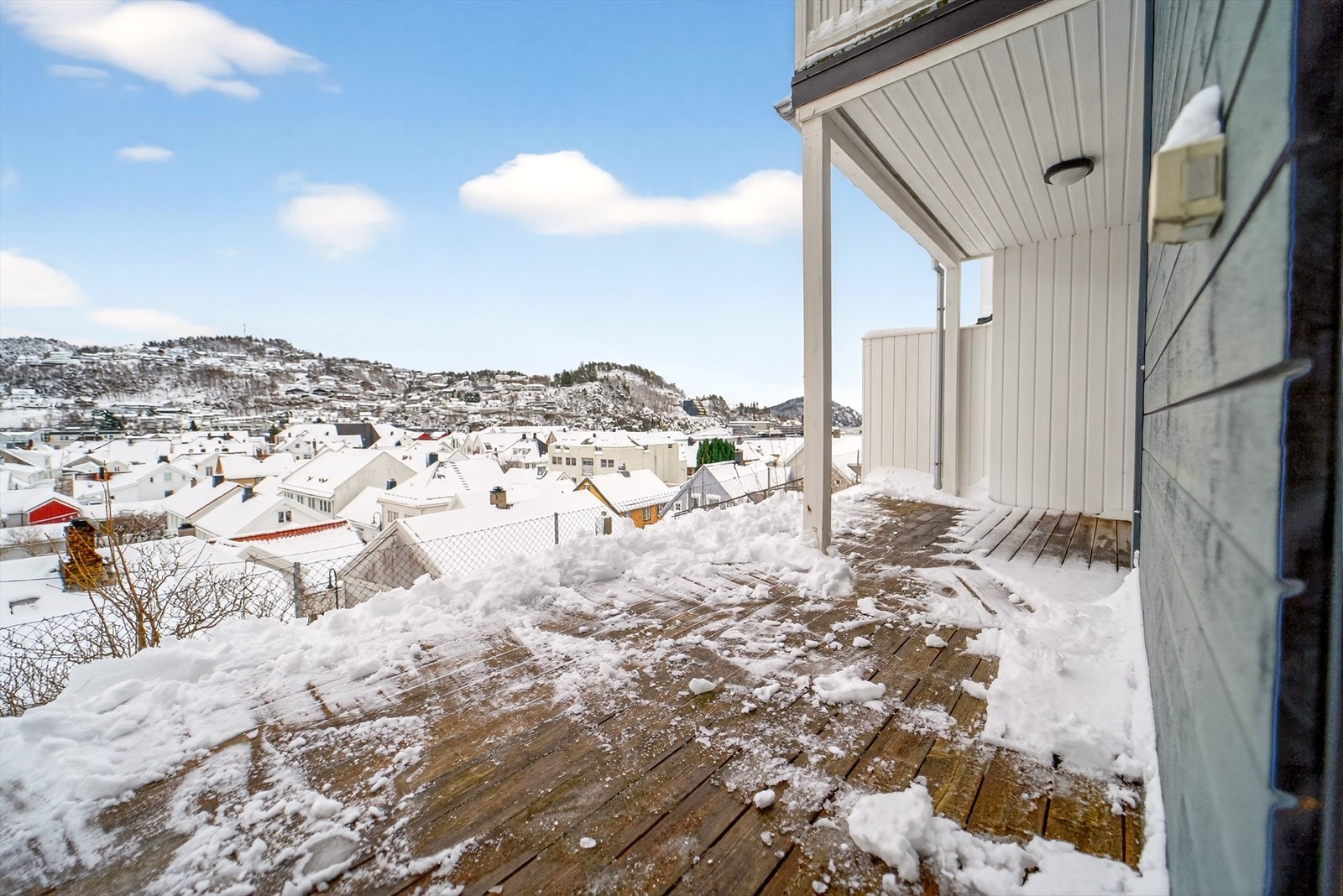Terrasse i 1.etasje Galleribilde