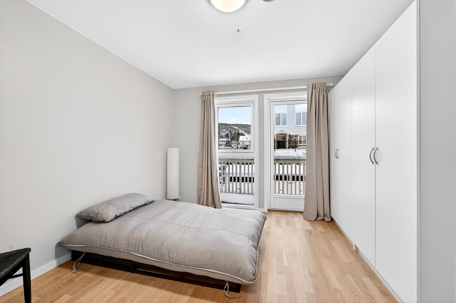 Egen balkong mot vest. Galleribilde