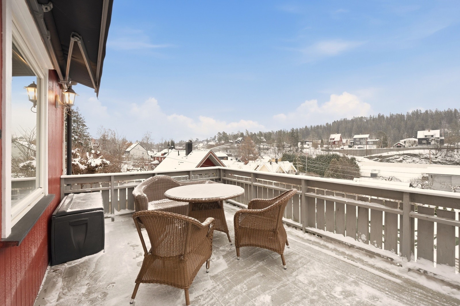 Her kan du nyte solen fra morgen til kveld på sommerstid! Galleribilde