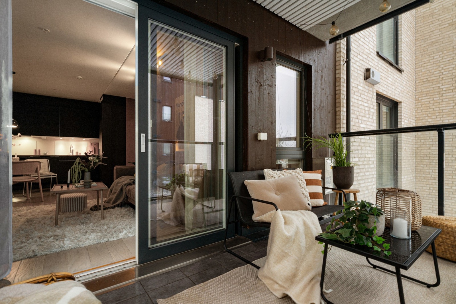 - Sameiet har også en takterrasse som beboere kan benytte seg av - Galleribilde