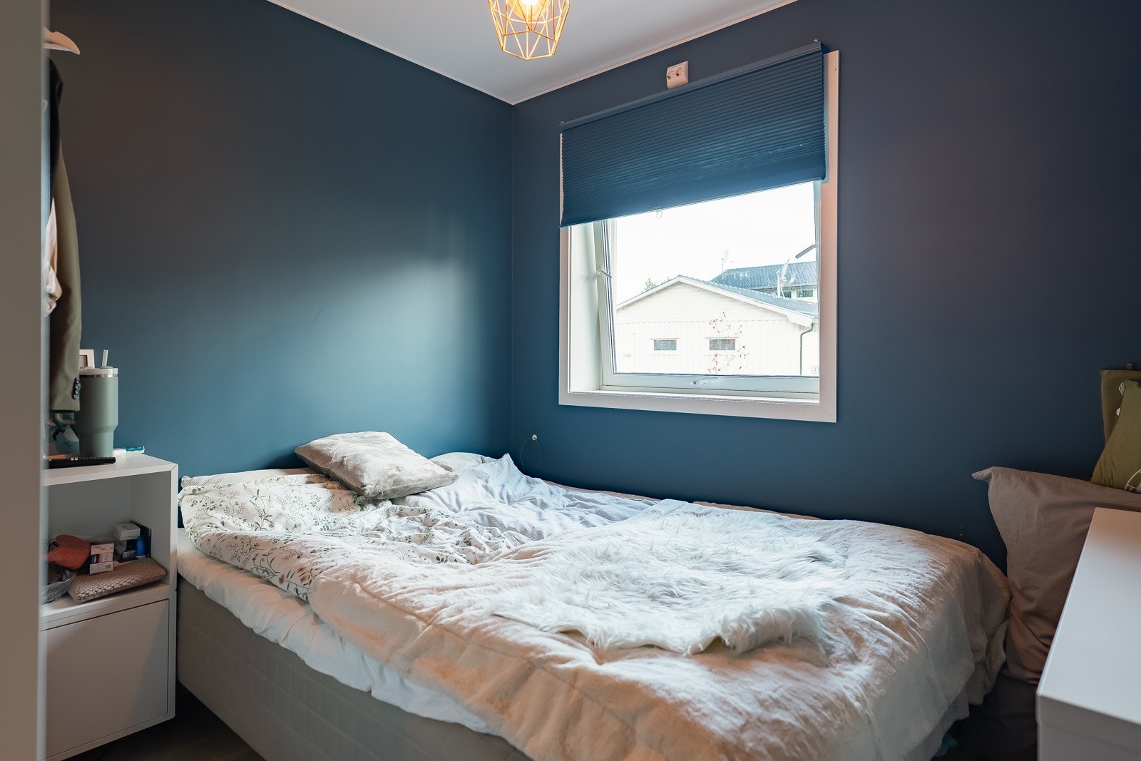 Utleiedelen har 2 soverom som måles til 6,8 kvm og 8,2 kvm. Galleribilde