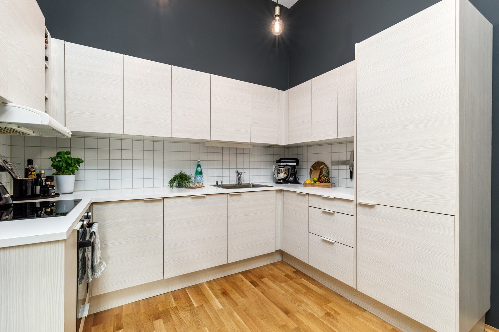 Solid kjøkkeninnredning Galleribilde