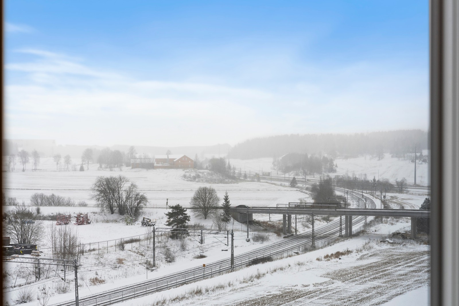 Fra 6 etasje kan du se langt utover sentrum. Fra stuen er det adkomst til fransk balkong. Galleribilde