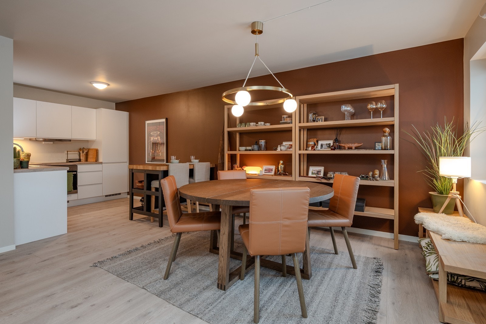 Plass til flere sittegrupper Galleribilde